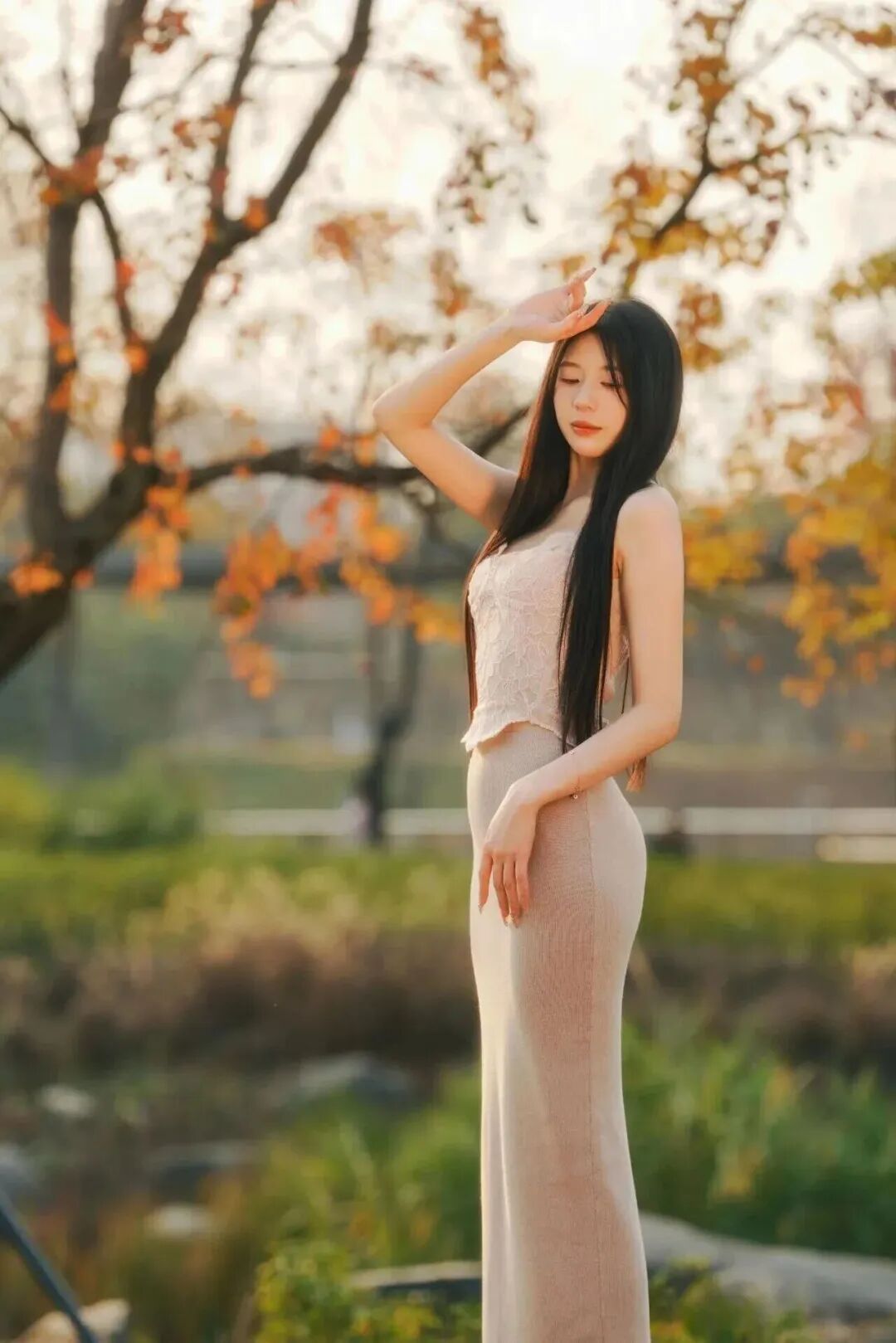 冬日氛围感!9个姿势把暖阳拍成温柔诗篇-第8张图片-风享汇 冬日氛围感!9个姿势把暖阳拍成温柔诗篇-第8张图片-风享汇