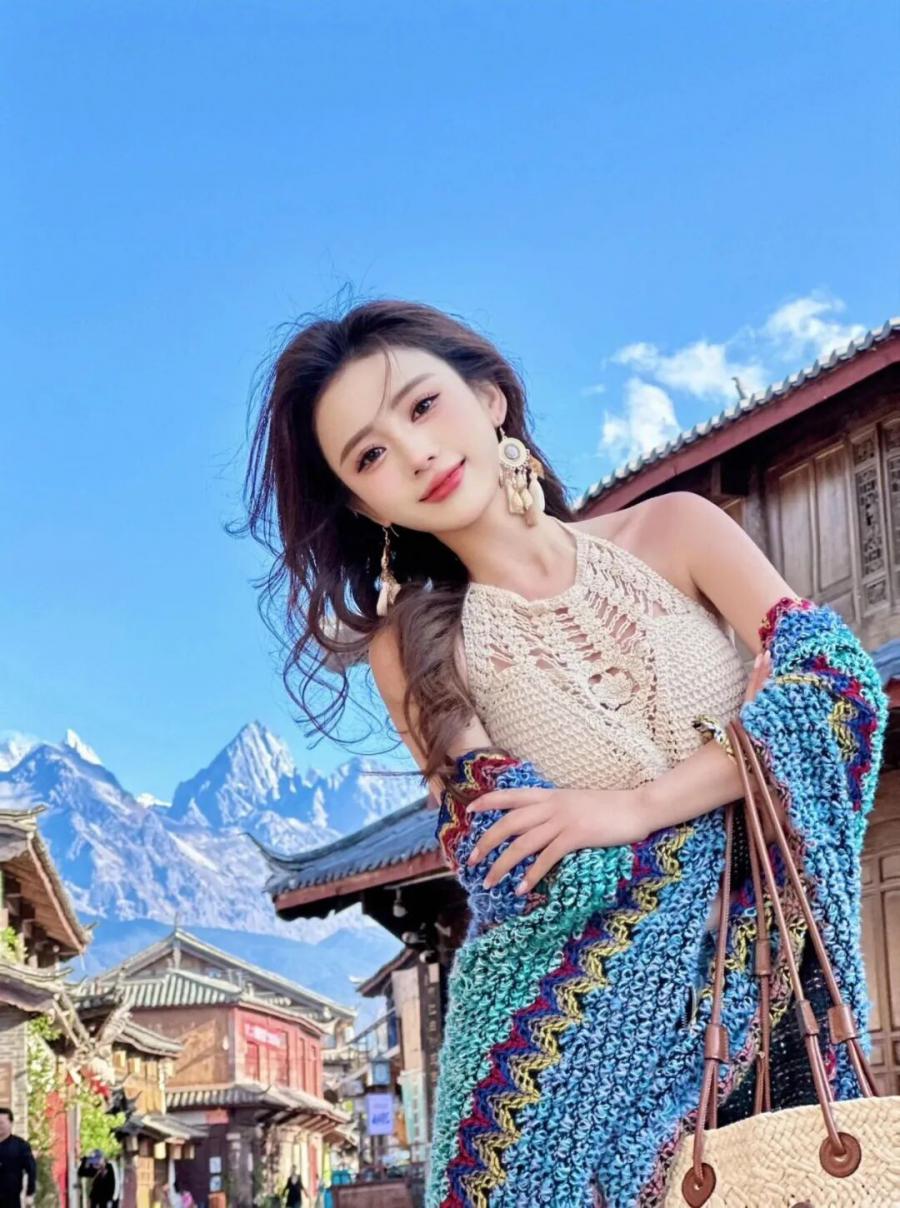 景点打卡怎么拍?教你拿捏氛围感,告别游客照-第2张图片-风享汇 景点打卡怎么拍?教你拿捏氛围感,告别游客照-第2张图片-风享汇