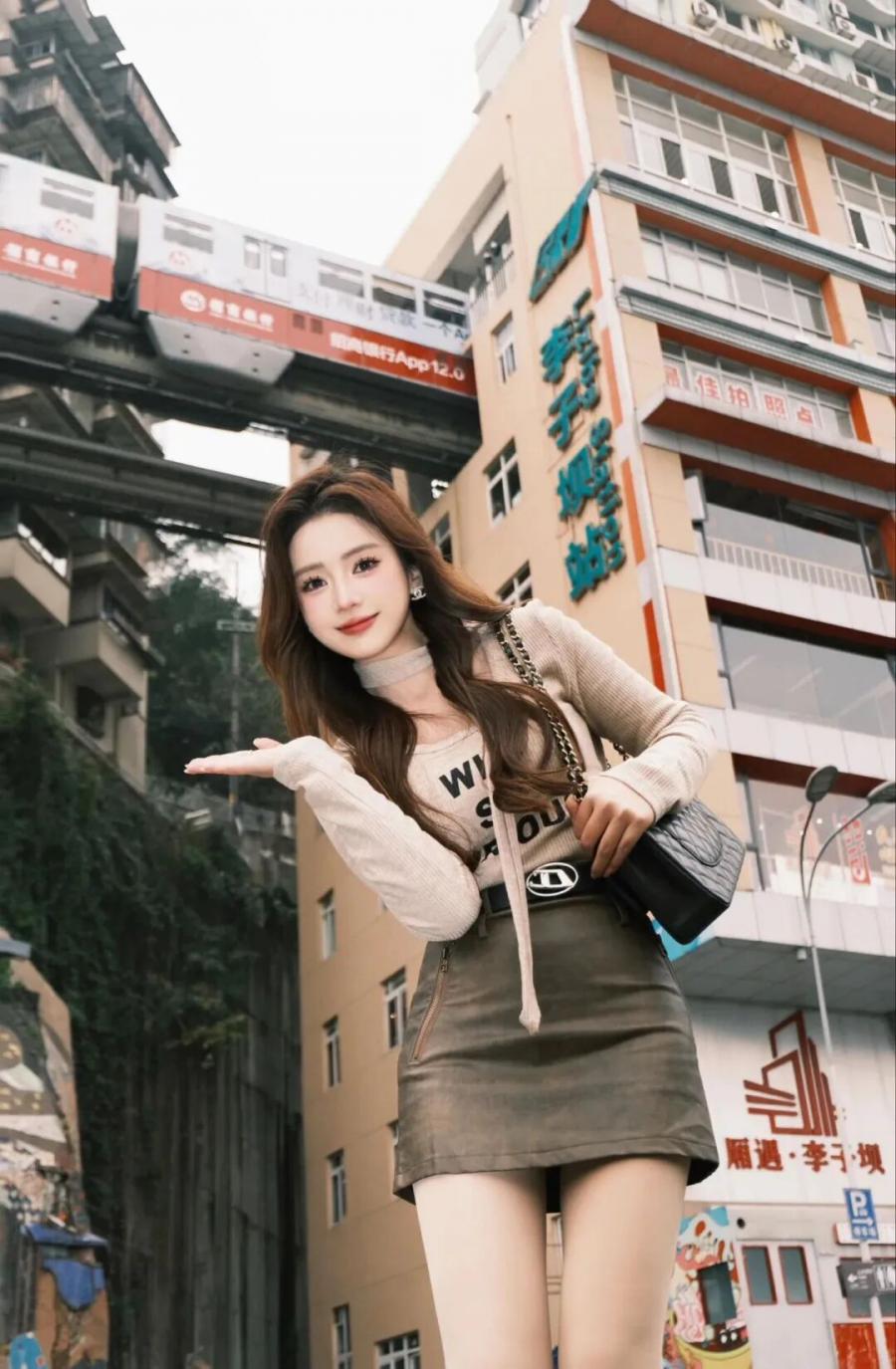 景点打卡怎么拍?教你拿捏氛围感,告别游客照-第4张图片-风享汇 景点打卡怎么拍?教你拿捏氛围感,告别游客照-第4张图片-风享汇