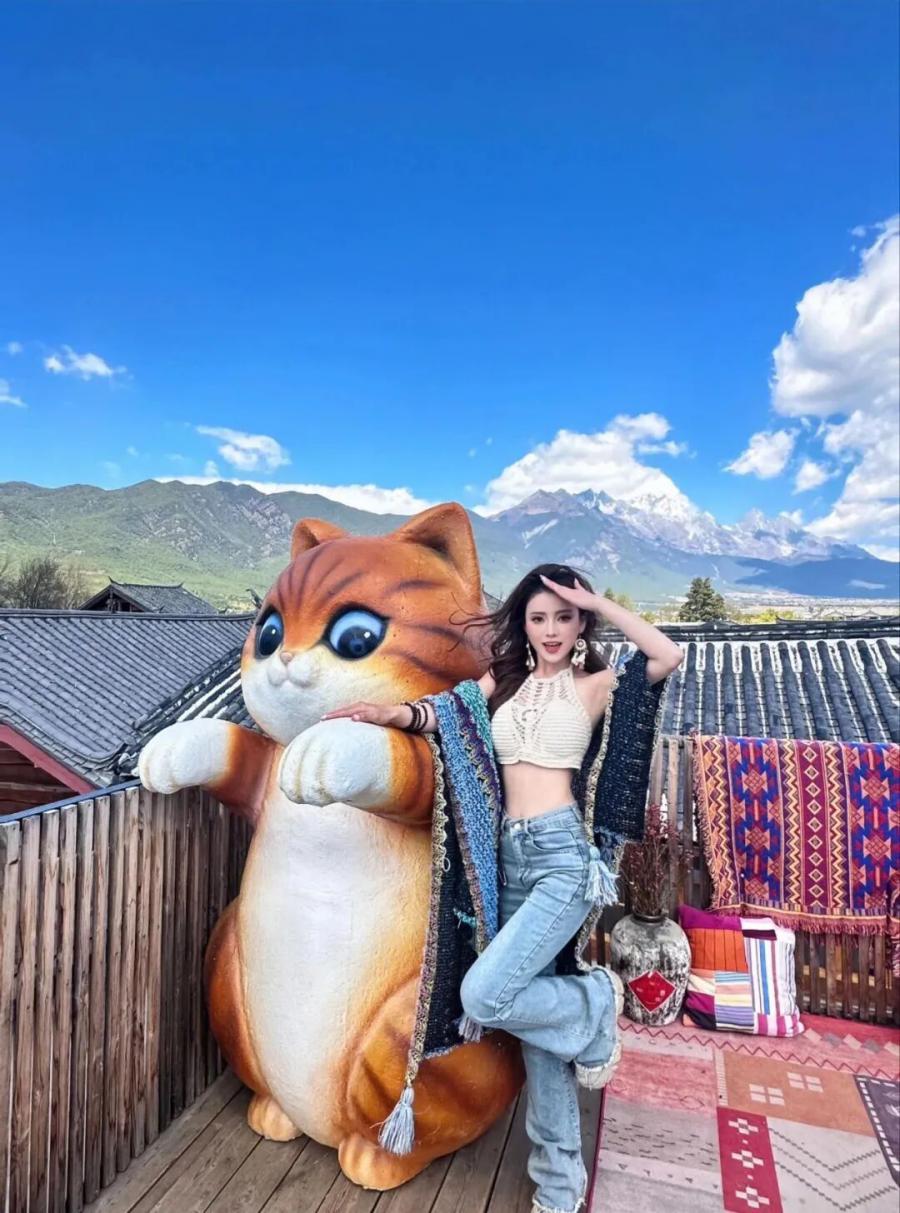 景点打卡怎么拍?教你拿捏氛围感,告别游客照-第6张图片-风享汇 景点打卡怎么拍?教你拿捏氛围感,告别游客照-第6张图片-风享汇