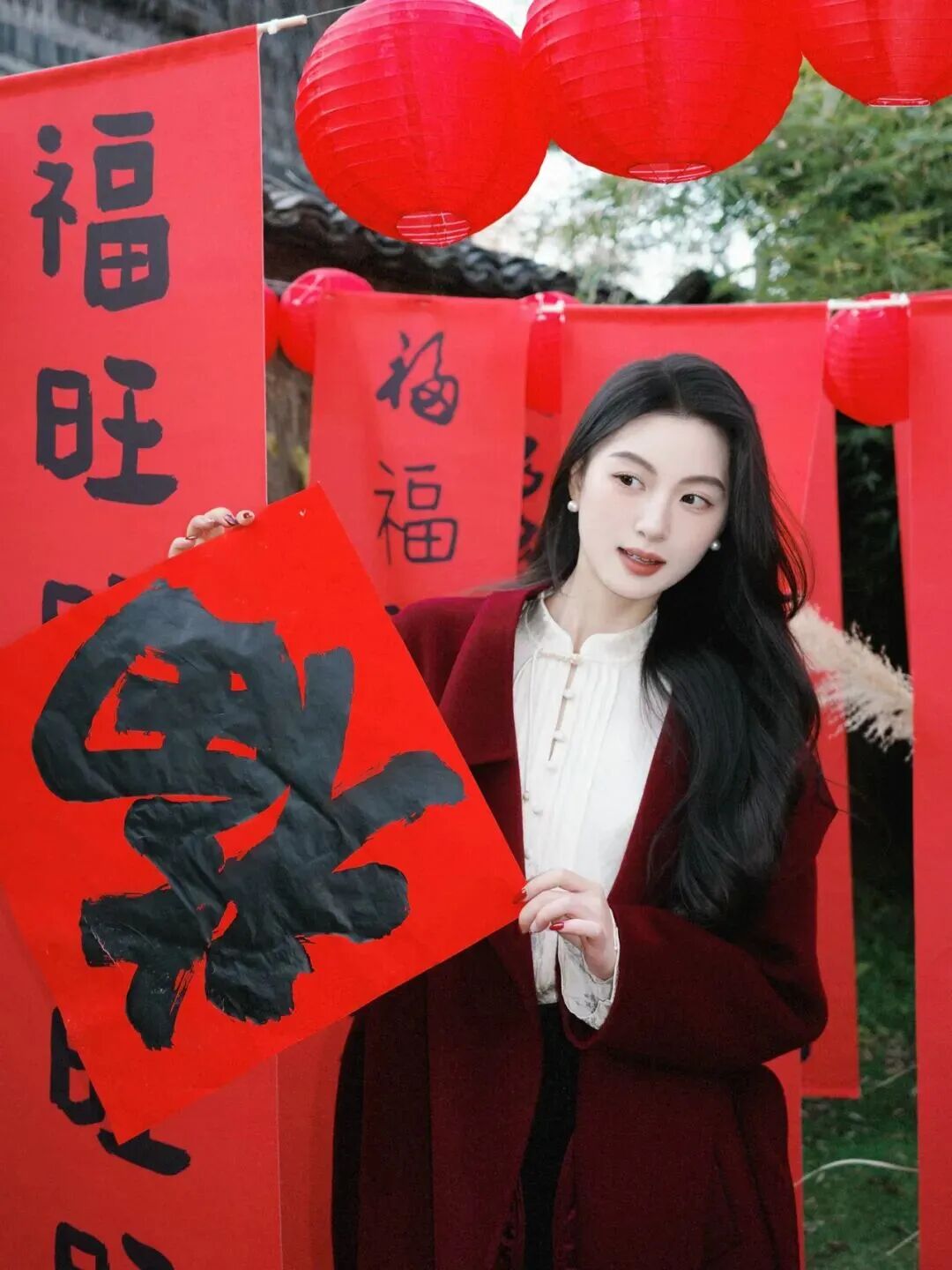 过年穿大衣怎么拍？教你拍出气质慵懒年味大片-第3张图片-风享汇