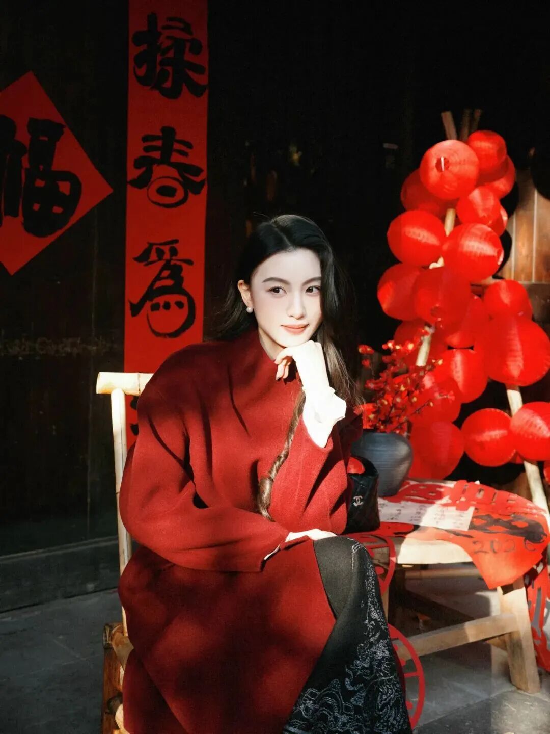 过年穿大衣怎么拍？教你拍出气质慵懒年味大片-第4张图片-风享汇