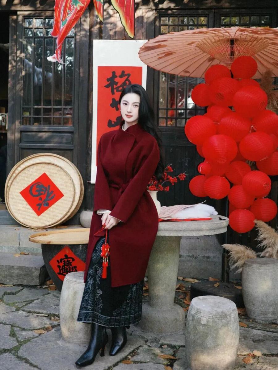 过年穿大衣怎么拍？教你拍出气质慵懒年味大片-第5张图片-风享汇