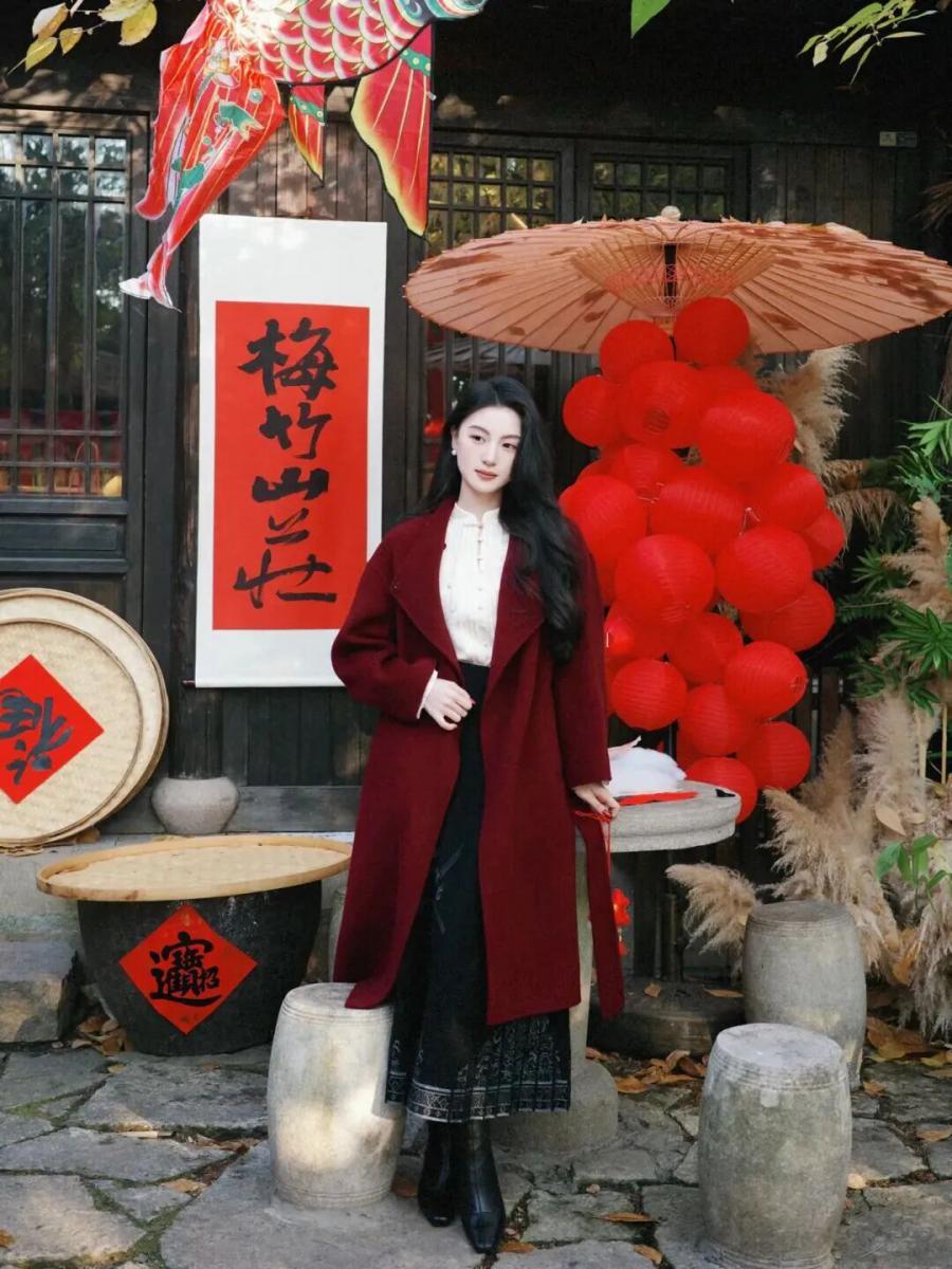 过年穿大衣怎么拍？教你拍出气质慵懒年味大片-第7张图片-风享汇