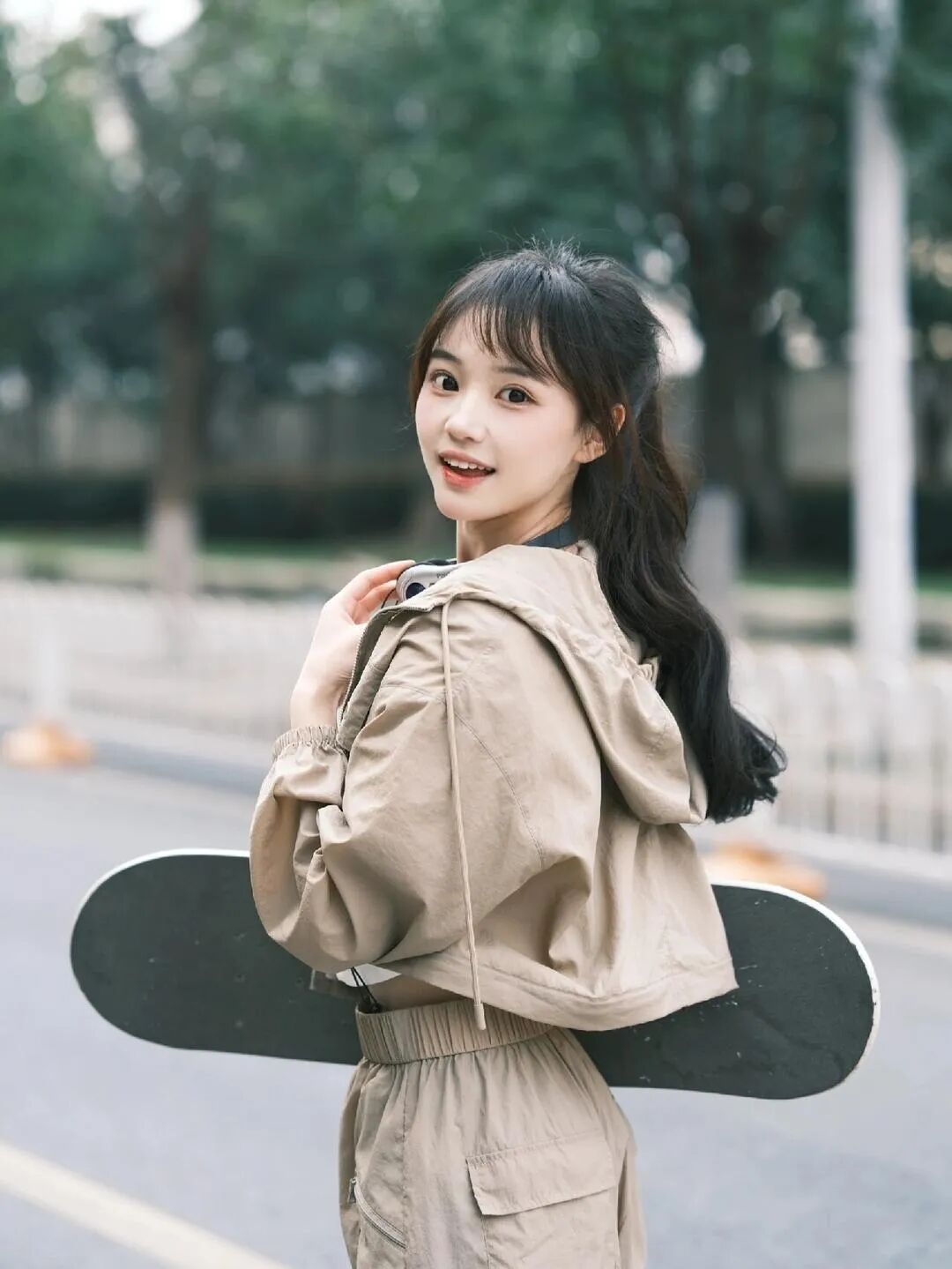 运动风拍照指南｜跟着滑板少女 get 元气大片-第7张图片-风享汇