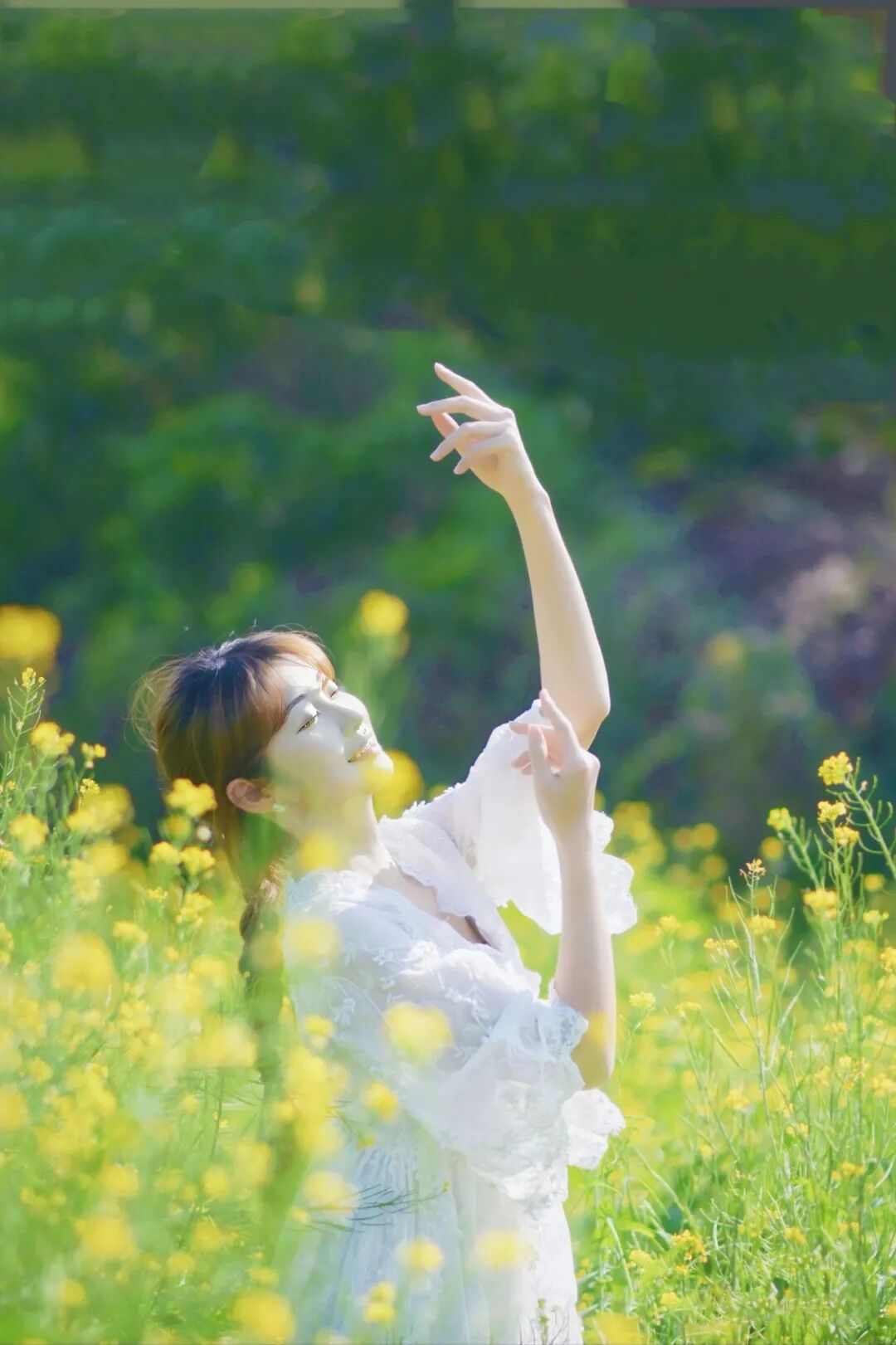 春天油菜花人像封神照|9招解锁春日氛围感大片-第7张图片-风享汇 春天油菜花人像封神照|9招解锁春日氛围感大片-第7张图片-风享汇