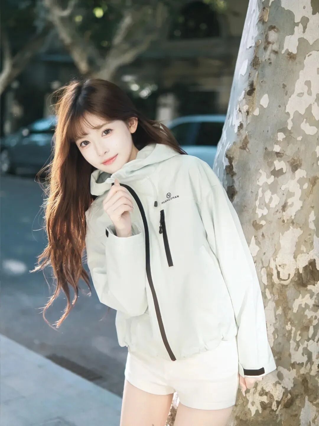 手把手教你8个街头拍照姿势,新手也能轻松拿捏-第7张图片-风享汇 手把手教你8个街头拍照姿势,新手也能轻松拿捏-第7张图片-风享汇