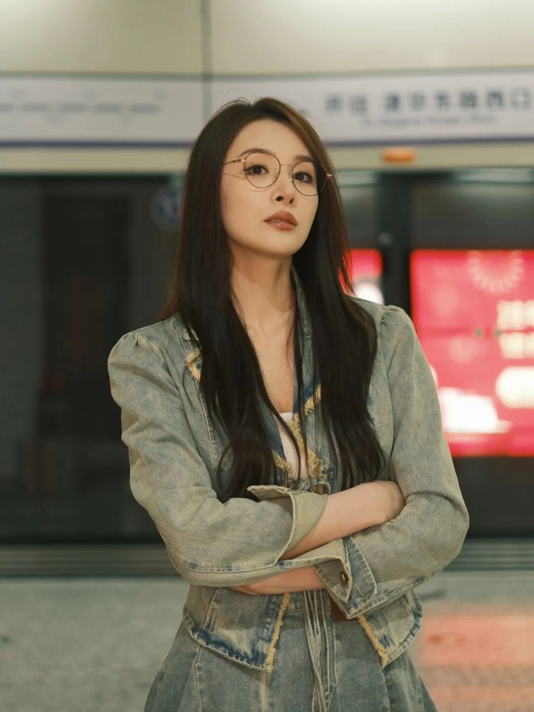 地铁站拍人像，学会这几招秒变氛围感美女-第7张图片-风享汇