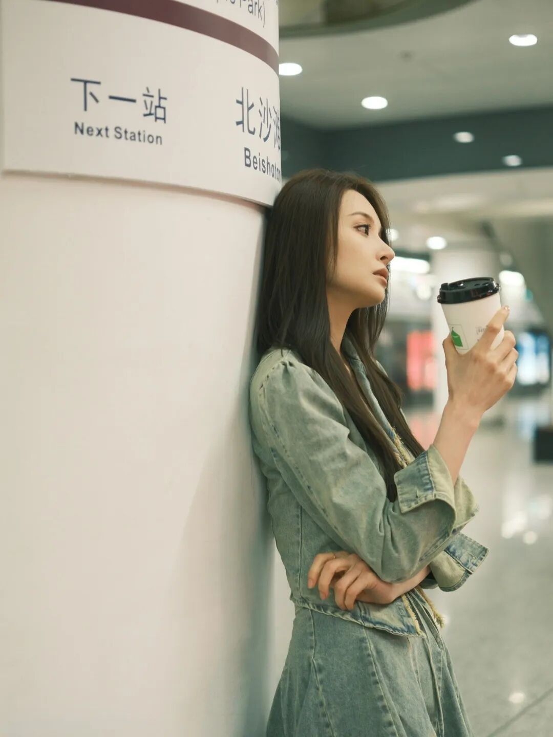 地铁站拍人像，学会这几招秒变氛围感美女-第10张图片-风享汇