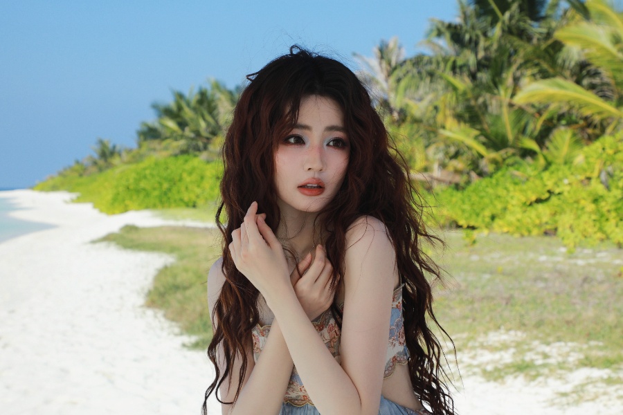 徐璐海边写真，真好看啊-第5张图片-风享汇