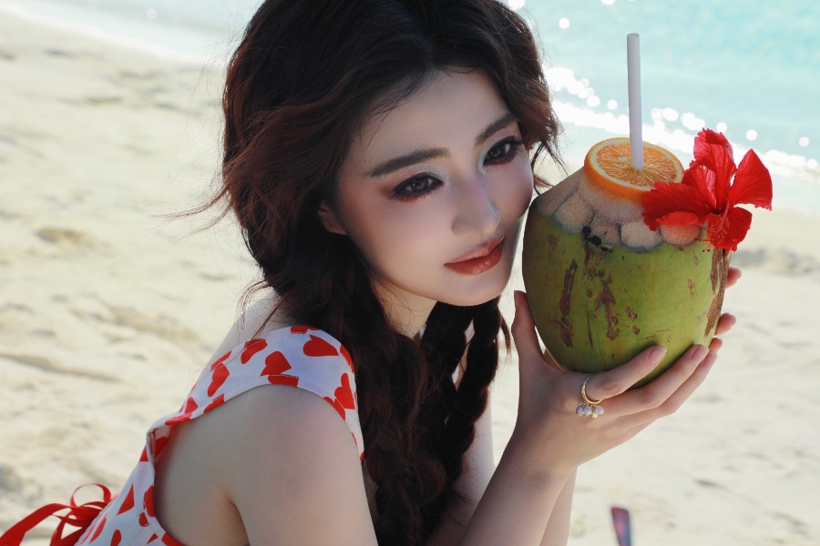 徐璐海边写真，真好看啊-第11张图片-风享汇