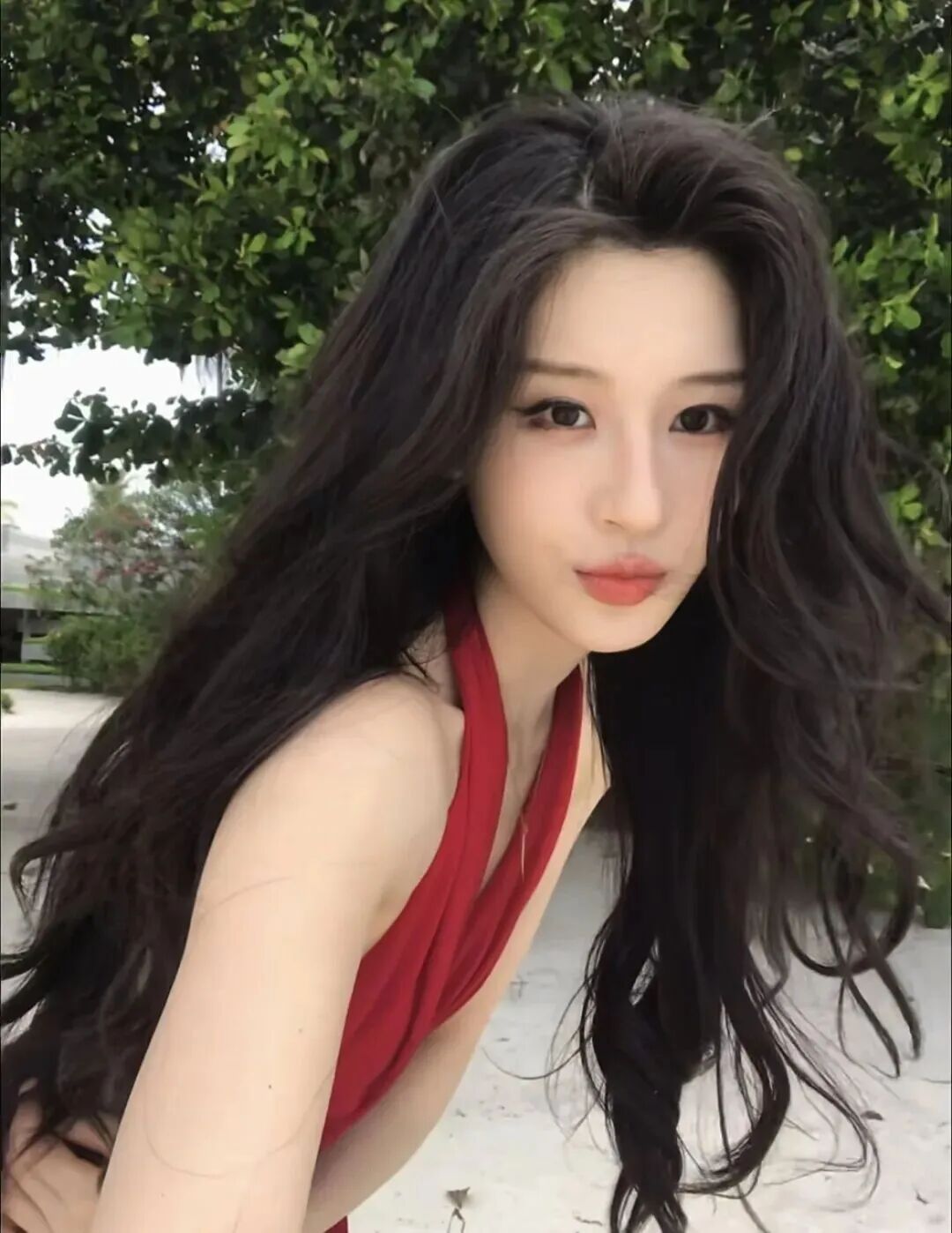 深V长裙怎么拍？超全拍照姿势，新手一学就会-第8张图片-风享汇