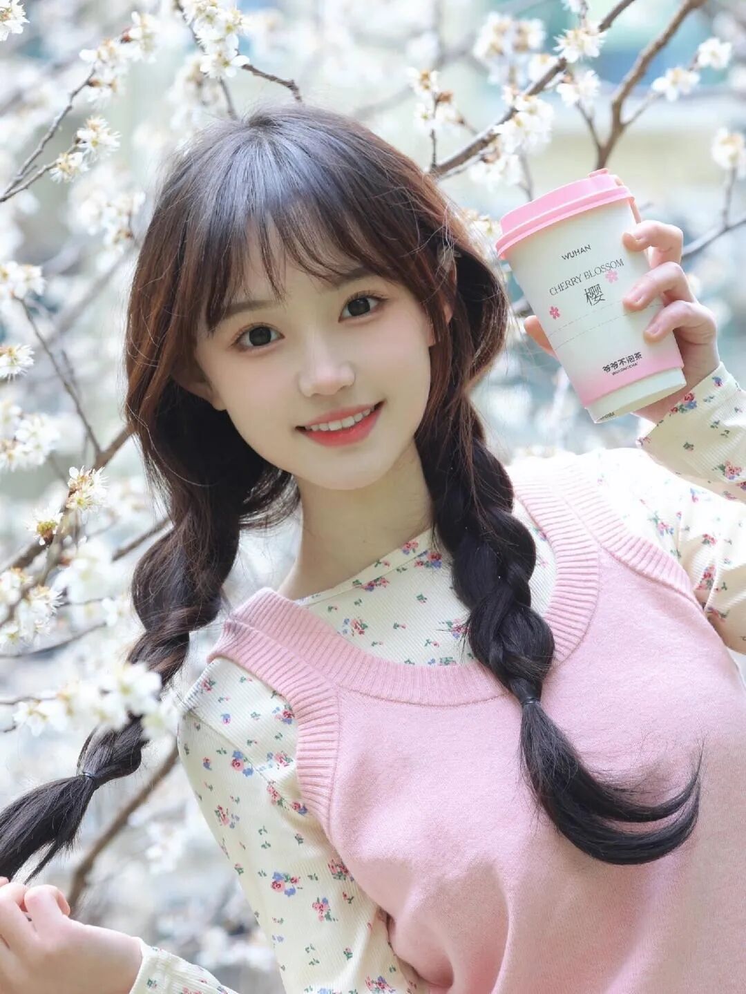 樱花季拍照别硬摆！跟着拍，随手拍出春日少女感-第4张图片-风享汇
