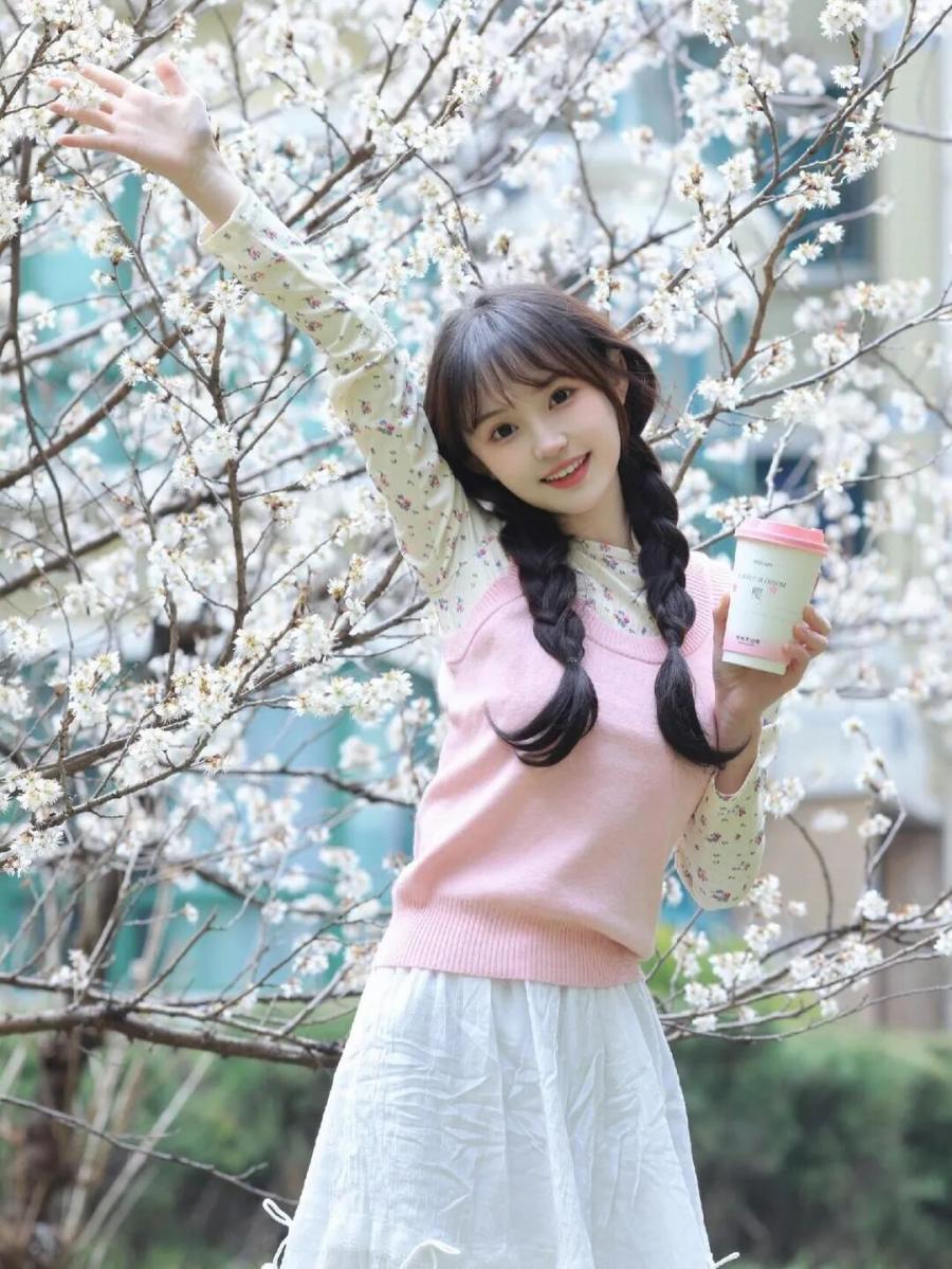 樱花季拍照别硬摆！跟着拍，随手拍出春日少女感-第3张图片-风享汇