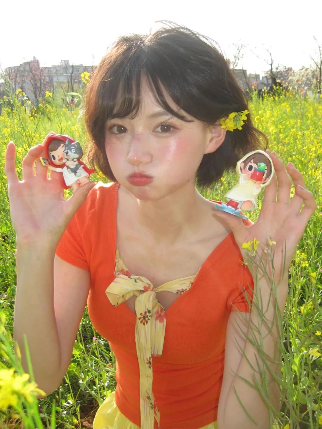 春日油菜花拍照指南：告别尴尬姿势，一键出片-第5张图片-风享汇