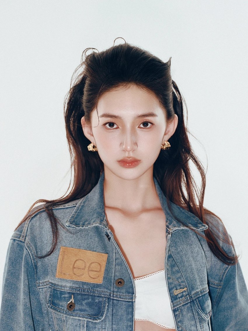 牛仔三件套美女松弛感大片-第3张图片-风享汇