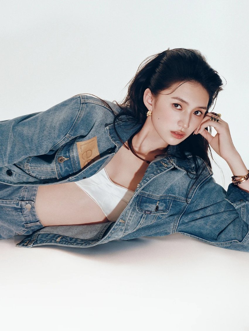 牛仔三件套美女松弛感大片-第6张图片-风享汇