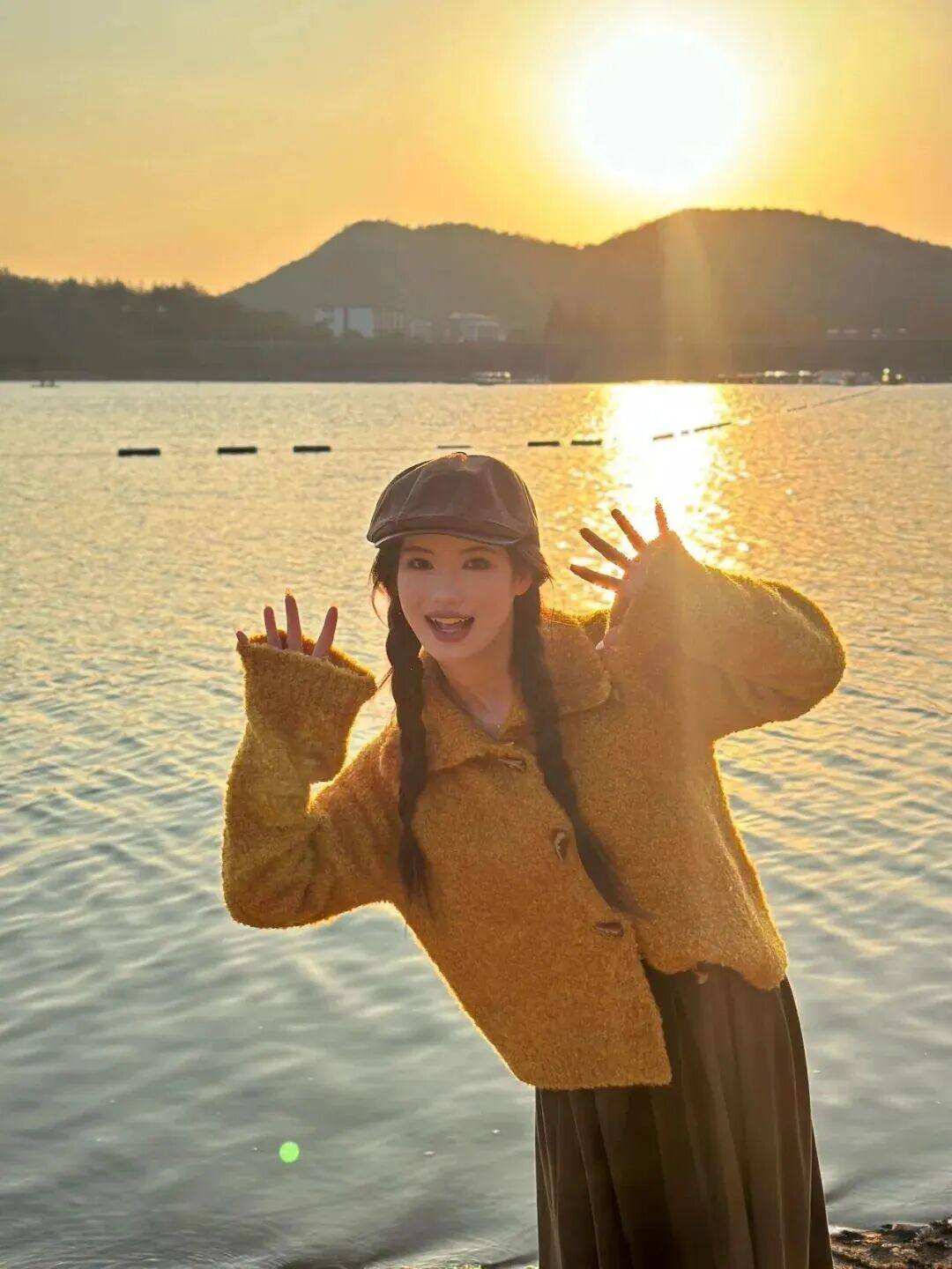 落日湖边这样拍｜温柔又出片，治愈感直接拉满-第2张图片-风享汇