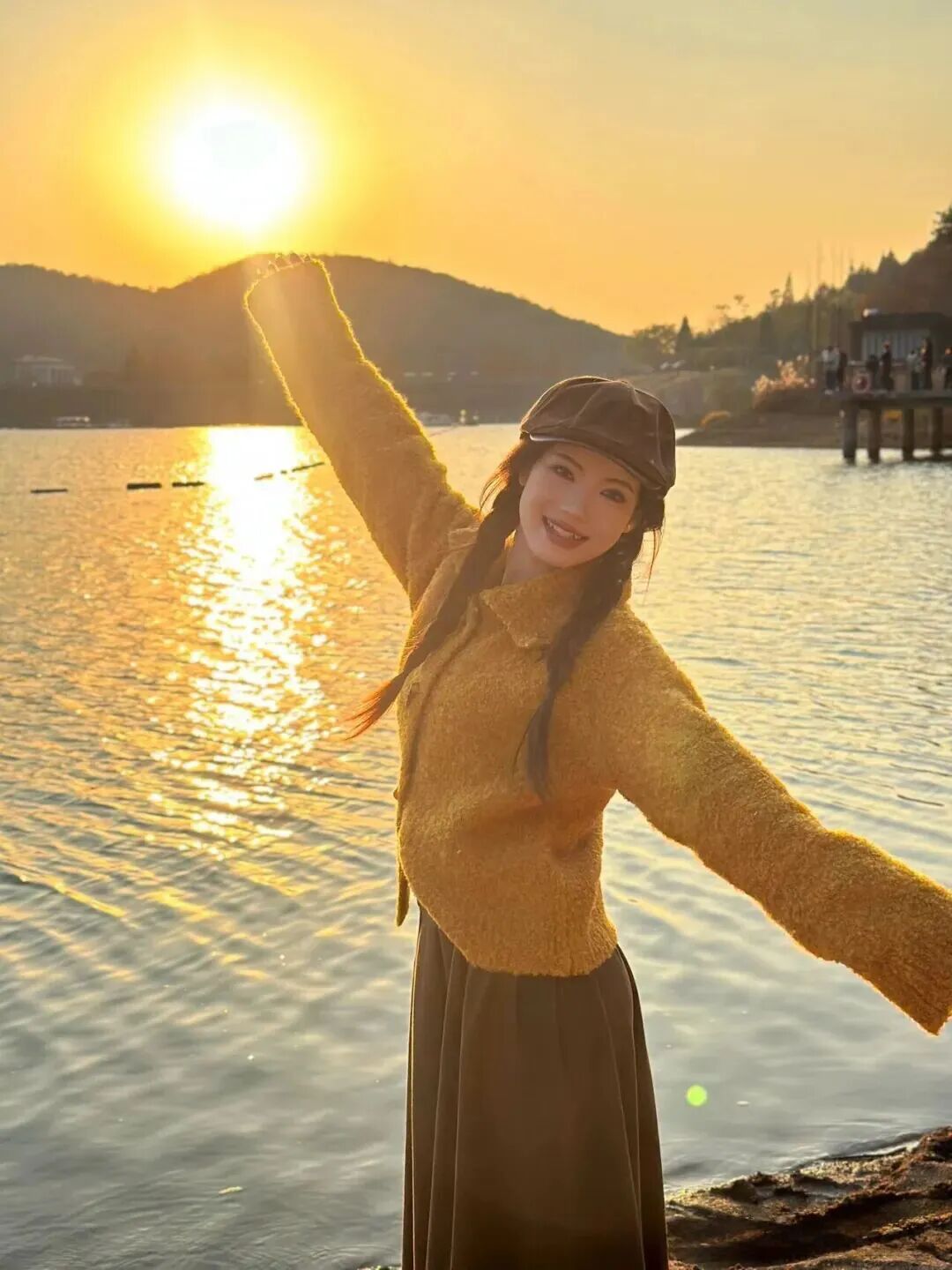 落日湖边这样拍｜温柔又出片，治愈感直接拉满-第3张图片-风享汇