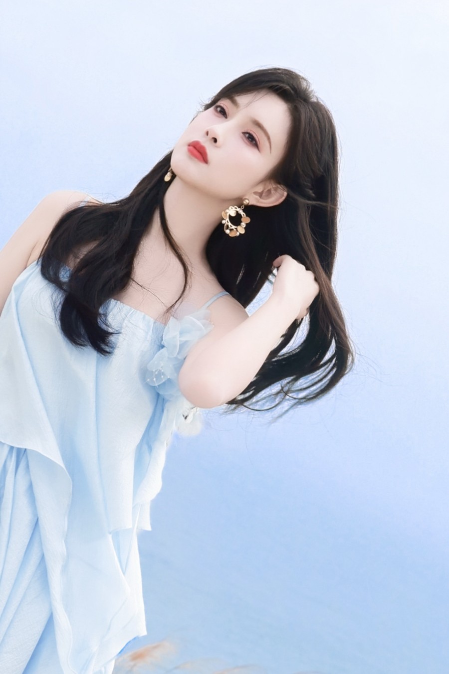 孟子义，颜值与穿搭双在线，尽显个人风采-第9张图片-风享汇