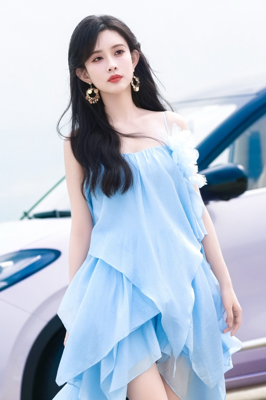 孟子义，颜值与穿搭双在线，尽显个人风采-第1张图片-风享汇