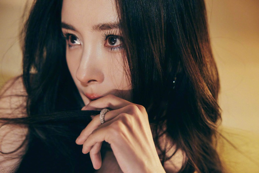 杨幂逆天长腿，简直腿精本精-第11张图片-风享汇