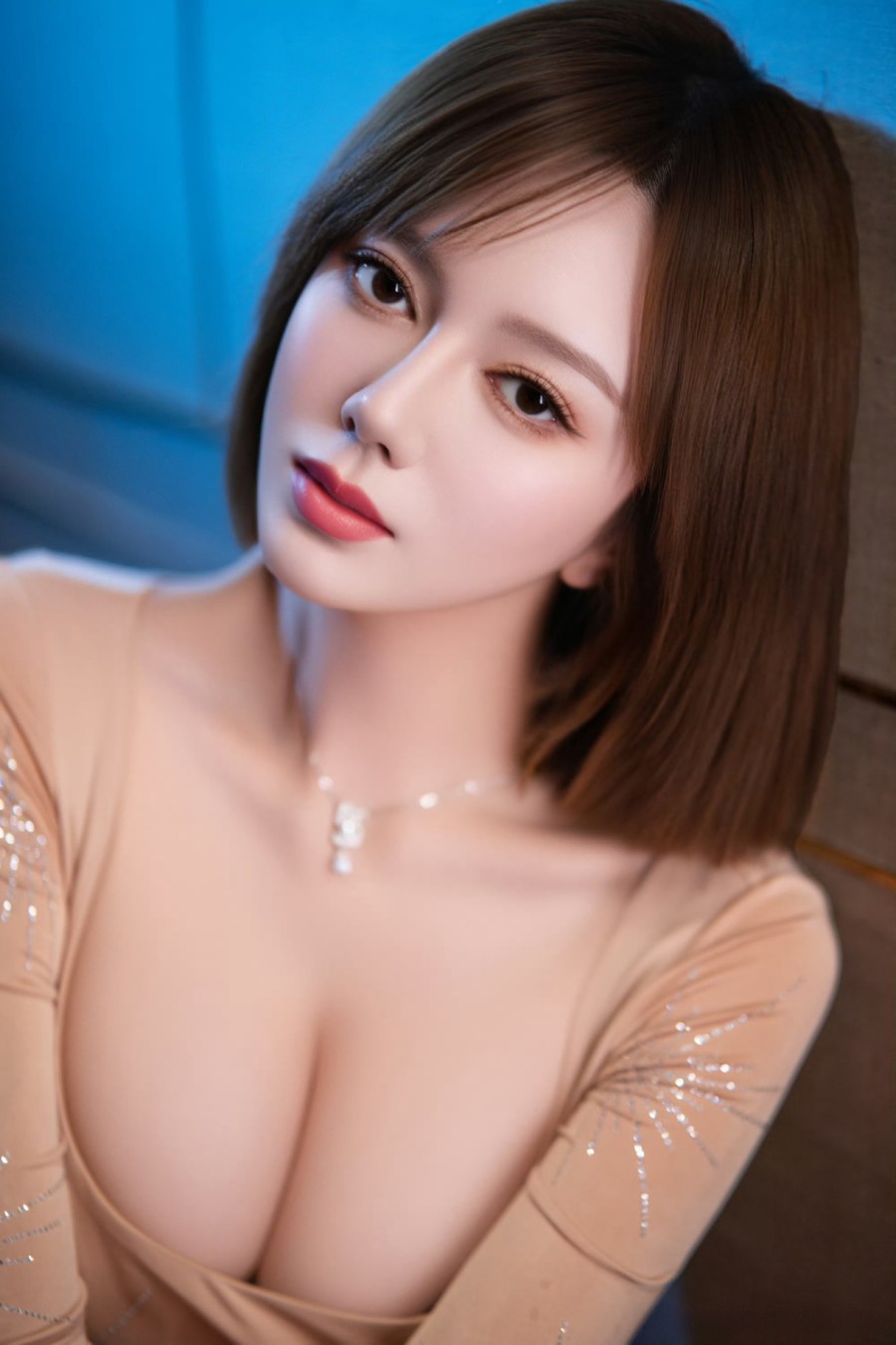 短发御姐的温柔氛围感，这组写真太戳人了-第5张图片-风享汇