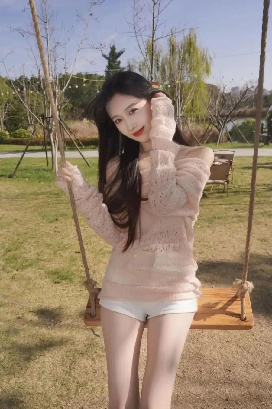 春日公园拍照干货｜温柔感姿势 + 技巧，随手拍都出片-第3张图片-风享汇