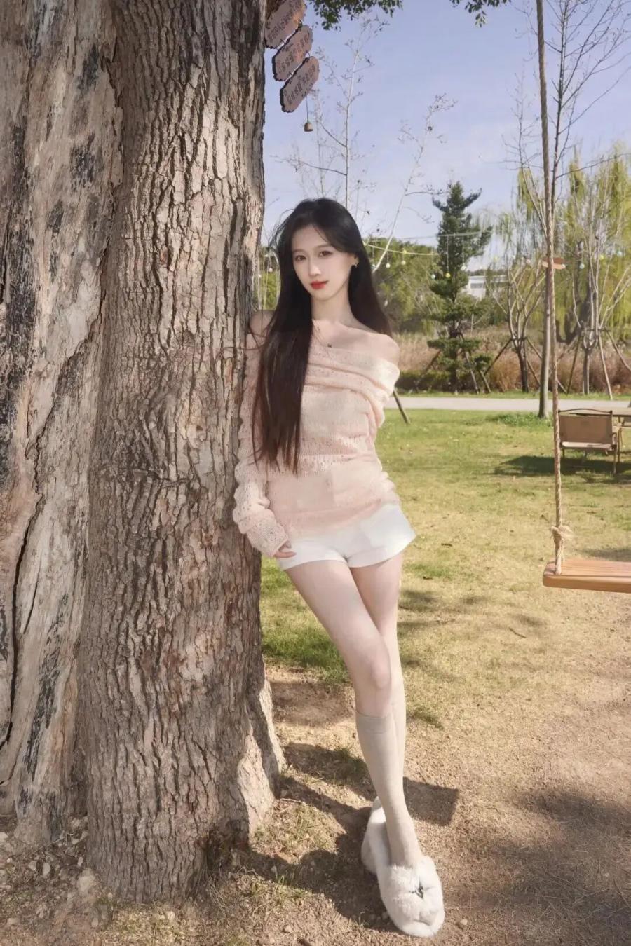 春日公园拍照干货｜温柔感姿势 + 技巧，随手拍都出片-第4张图片-风享汇