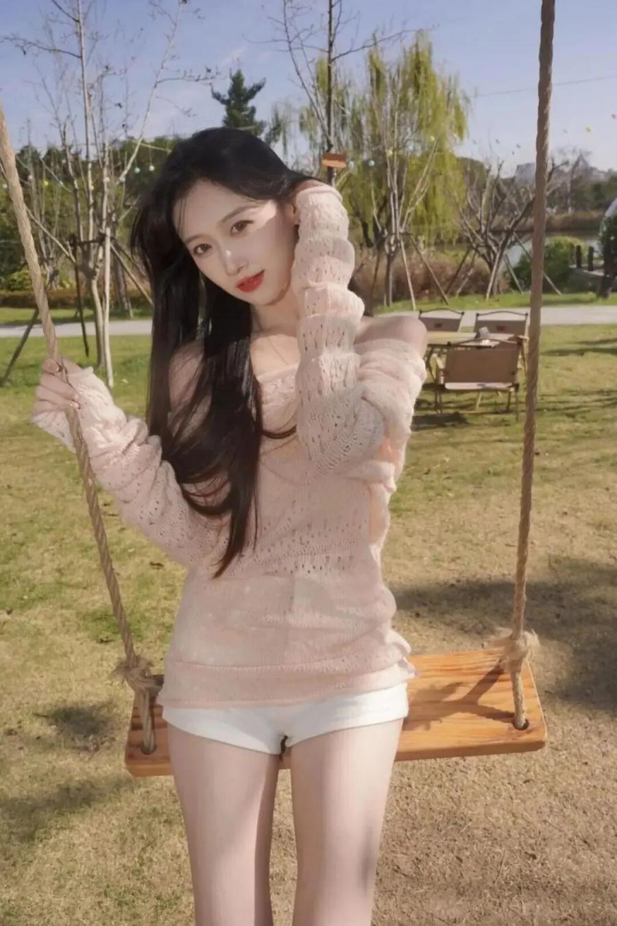 春日公园拍照干货｜温柔感姿势 + 技巧，随手拍都出片-第7张图片-风享汇