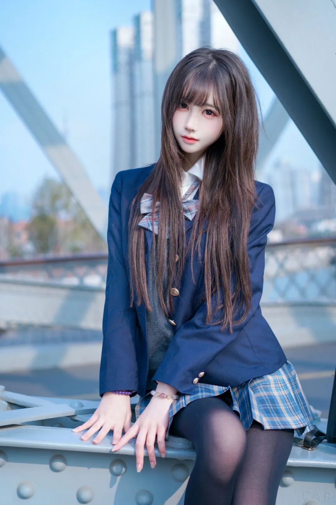 日系JK天桥拍照，6个万能姿势+技巧，秒变清新少女感-第2张图片-风享汇