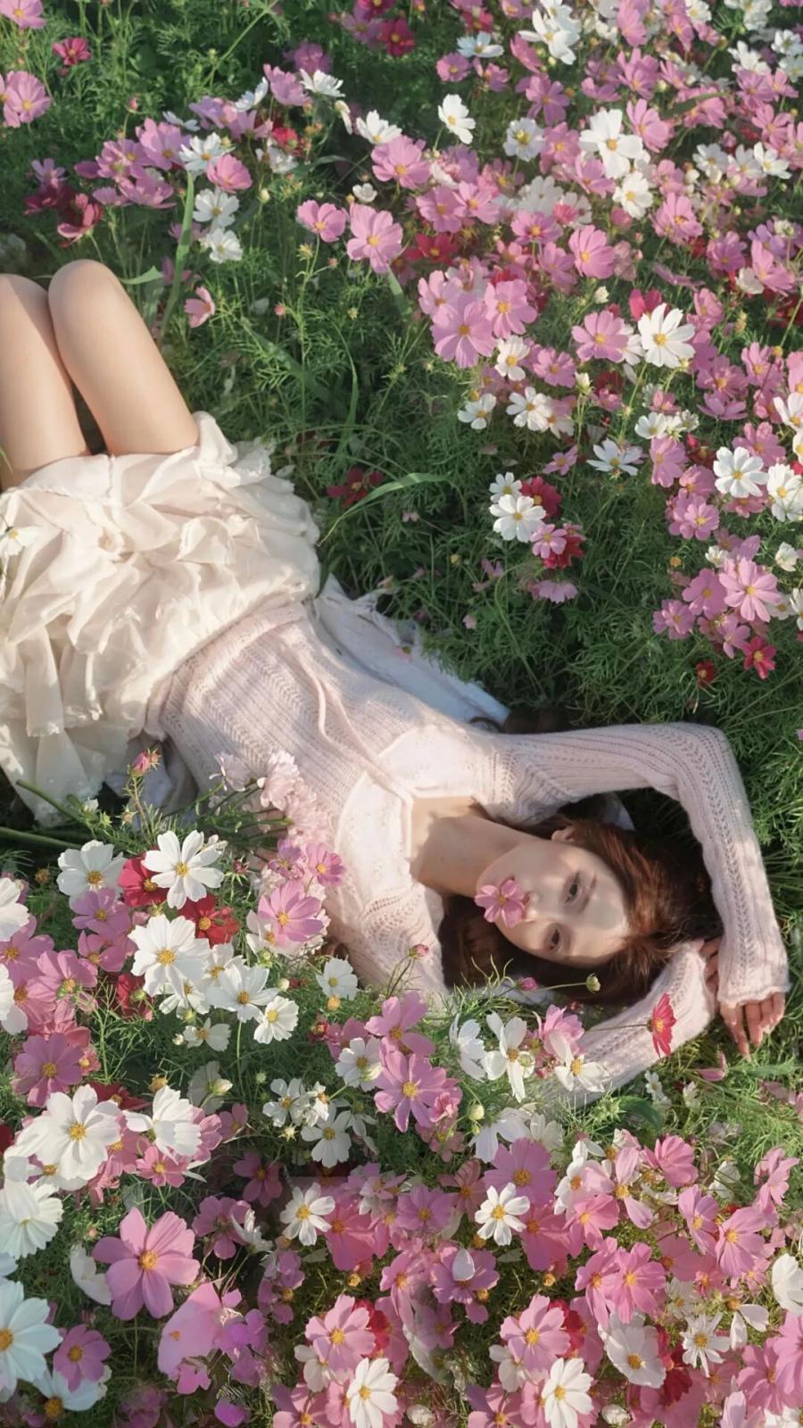 不用会摆拍！这8个花海拍照小技巧，随手拍都是温柔感-第7张图片-风享汇