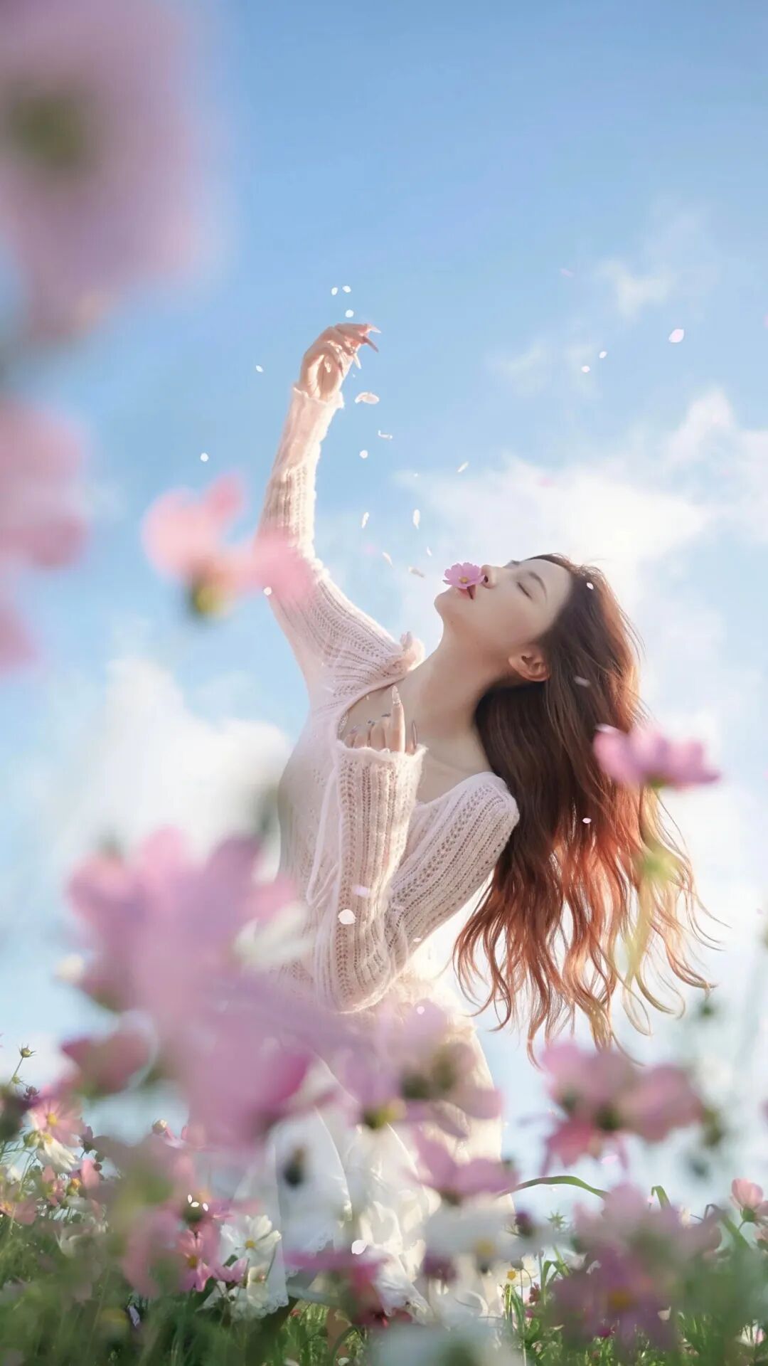 不用会摆拍！这8个花海拍照小技巧，随手拍都是温柔感-第9张图片-风享汇