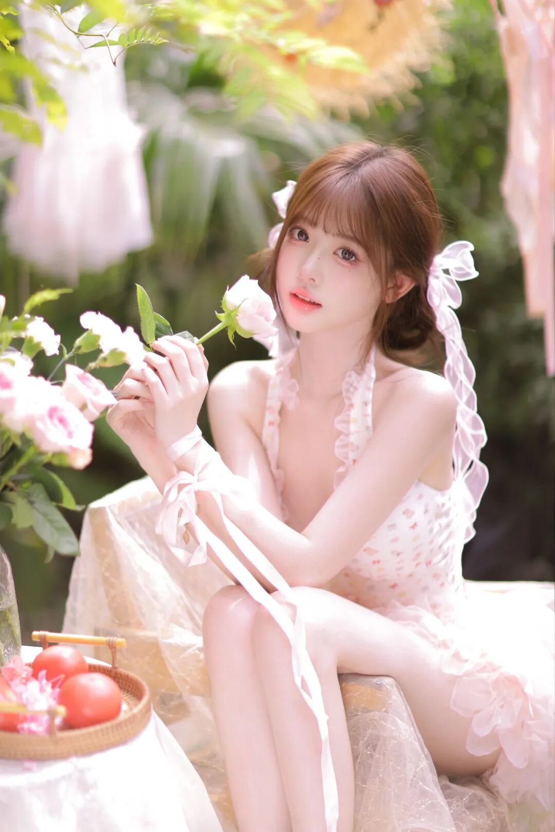 全套花园拍照姿势攻略|零基础也能轻松学会-第6张图片-风享汇 全套花园拍照姿势攻略|零基础也能轻松学会-第6张图片-风享汇