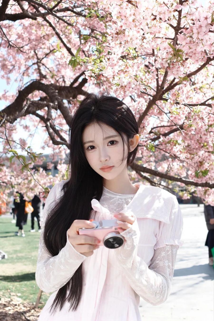 樱花人像拍照干货｜从姿势到技巧，手把手教你拍爆朋友圈！-第3张图片-风享汇
