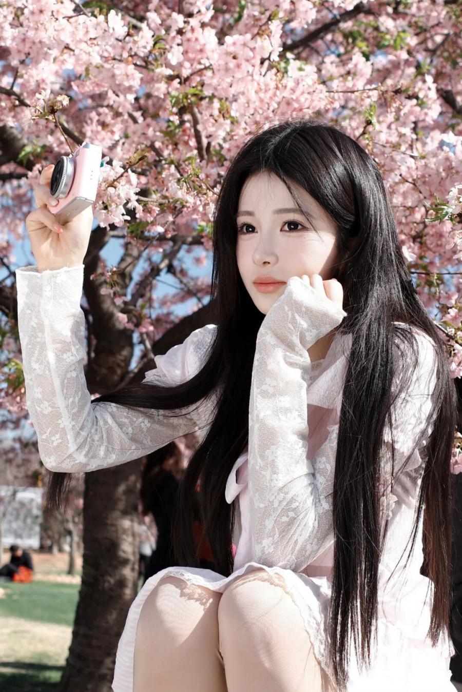 樱花人像拍照干货｜从姿势到技巧，手把手教你拍爆朋友圈！-第4张图片-风享汇