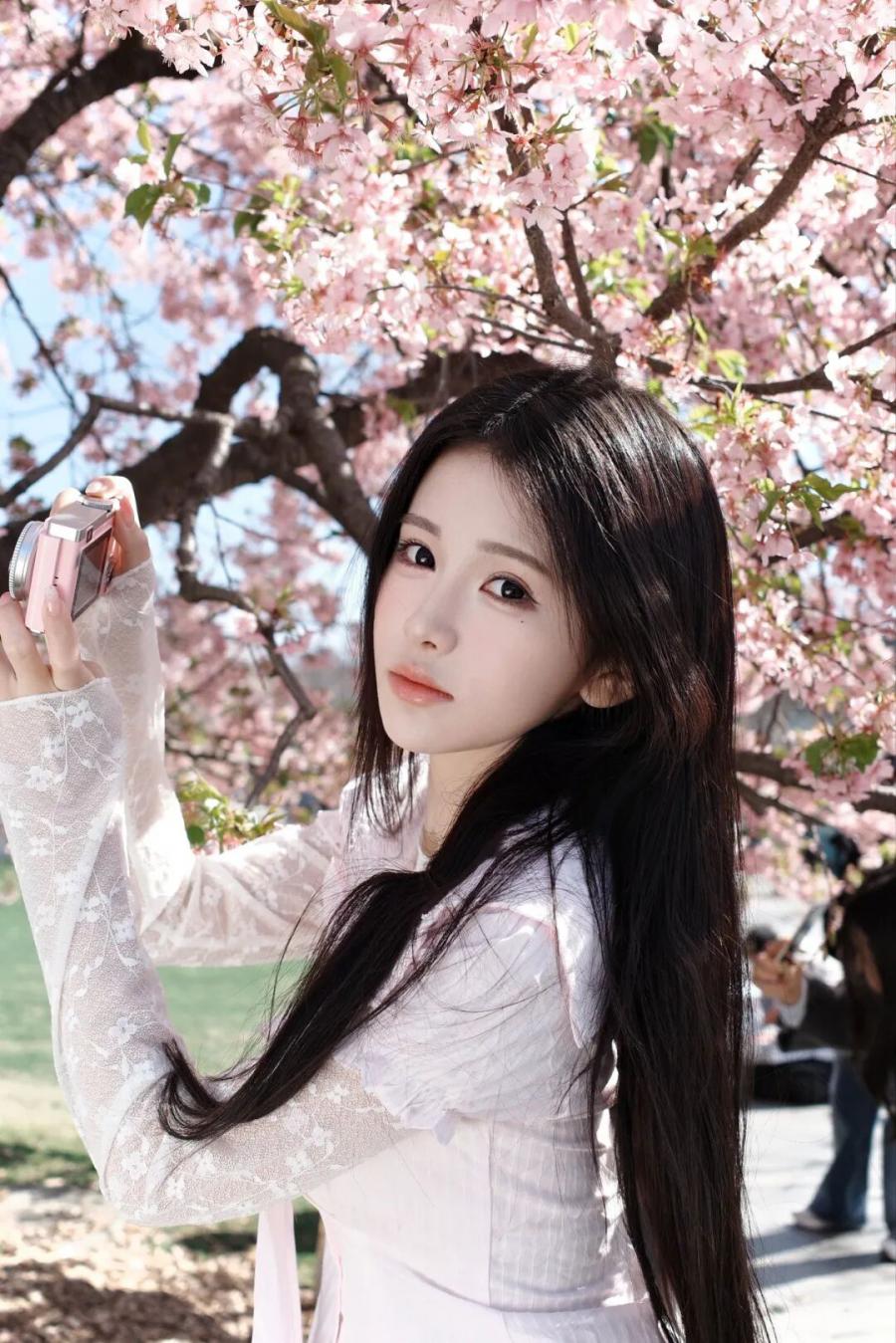 樱花人像拍照干货｜从姿势到技巧，手把手教你拍爆朋友圈！-第7张图片-风享汇