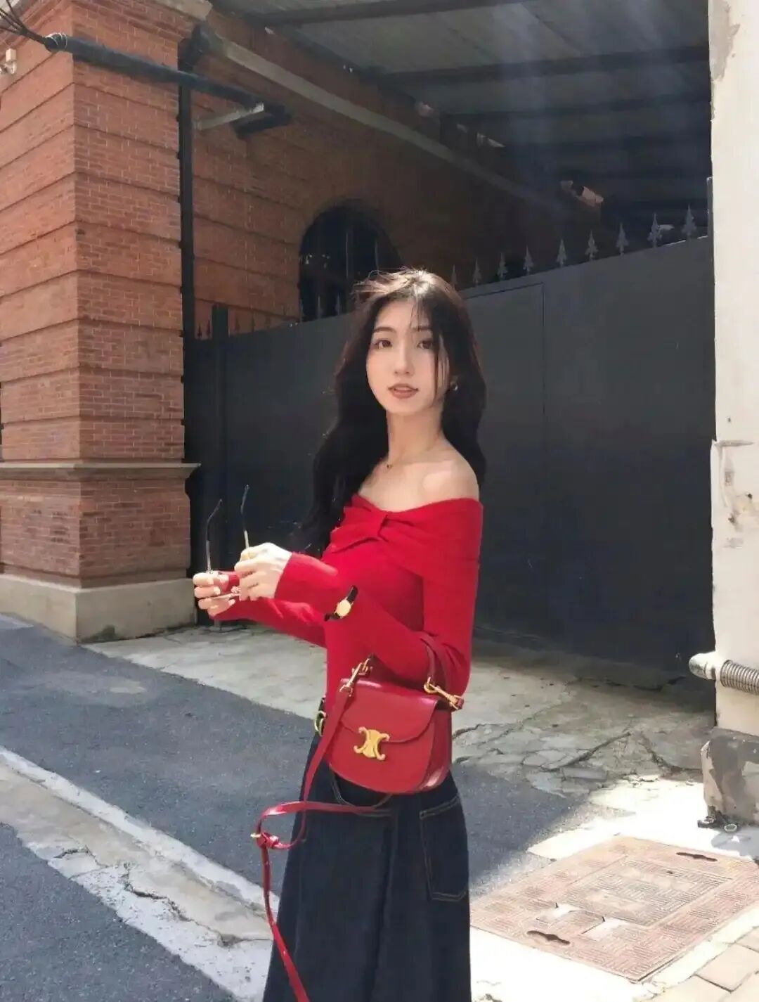 拍照手脚没处放？试试这些街拍小技巧-第10张图片-风享汇