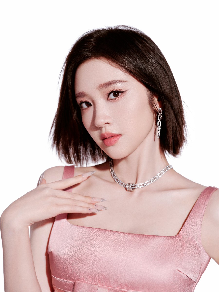 唐艺昕浪姐和豆包撞发型了，唐艺昕豆包造型-第11张图片-风享汇