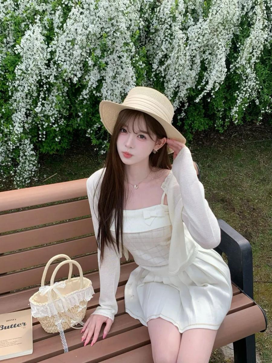 花墙拍照天花板!甜妹春日写真的正确打开方式-第9张图片-风享汇 花墙拍照天花板!甜妹春日写真的正确打开方式-第9张图片-风享汇