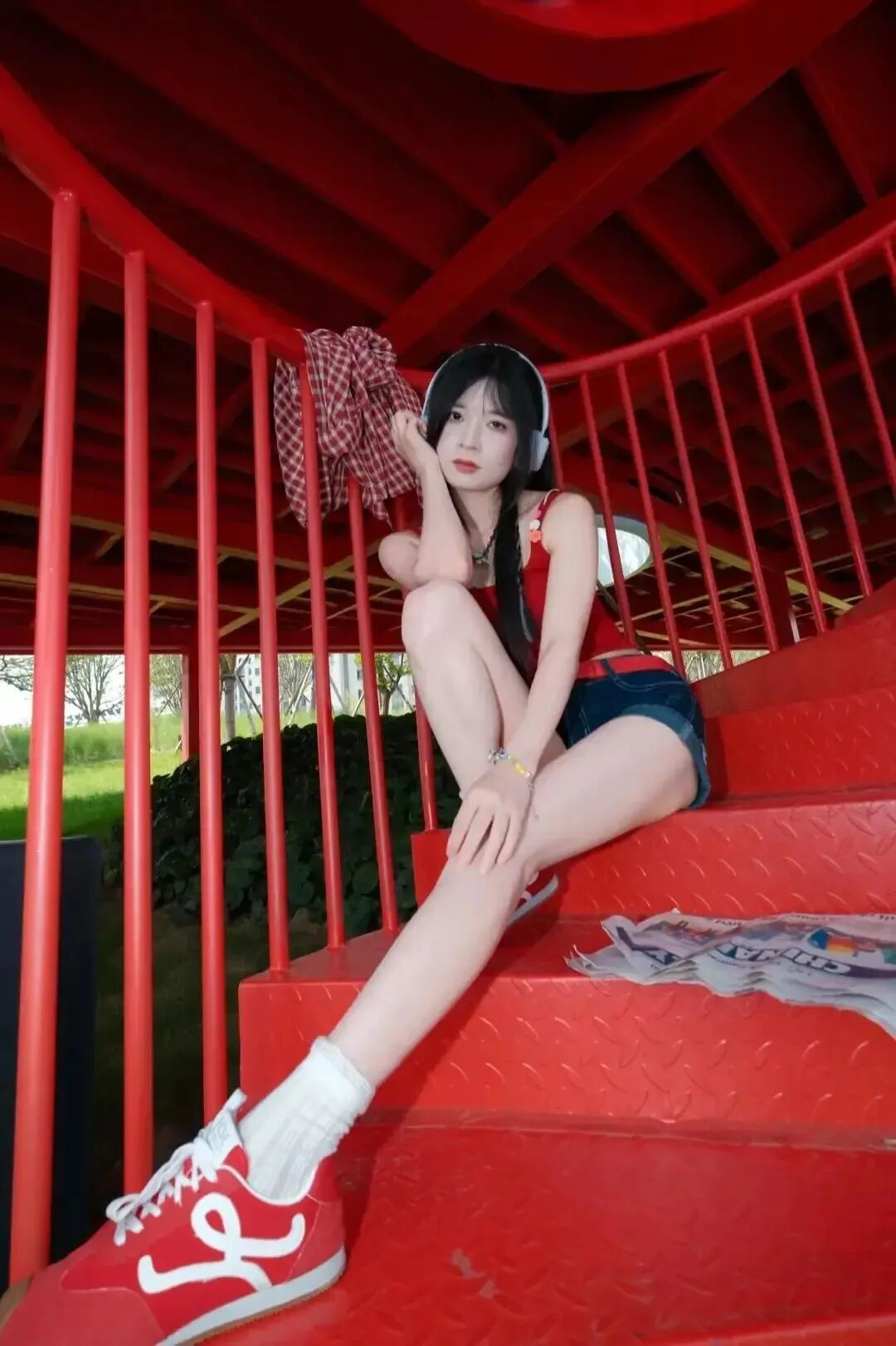 广角拍照不会摆?这9个广角姿势好看又显身材-第2张图片-风享汇 广角拍照不会摆?这9个广角姿势好看又显身材-第2张图片-风享汇