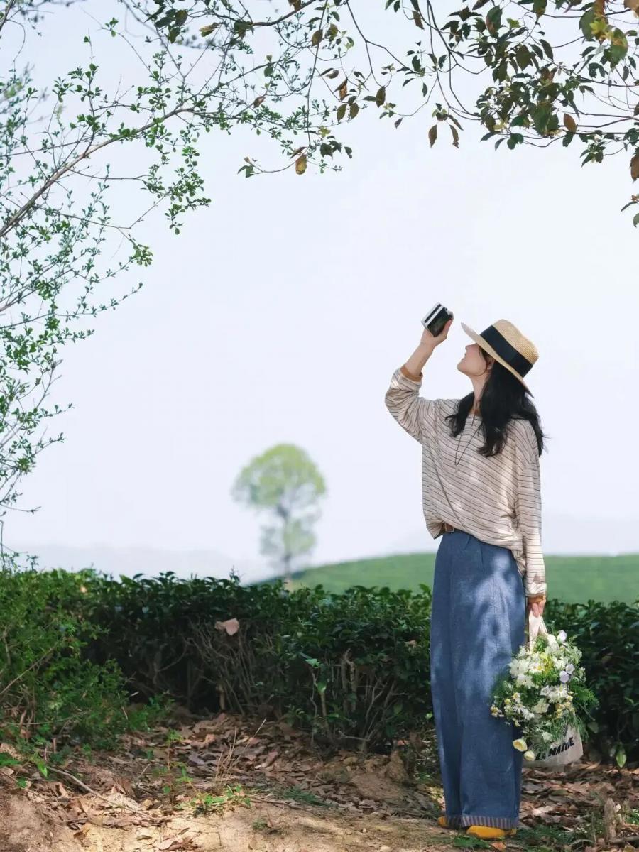 不看镜头也好看，春天户外的温柔拍照小技巧-第8张图片-风享汇
