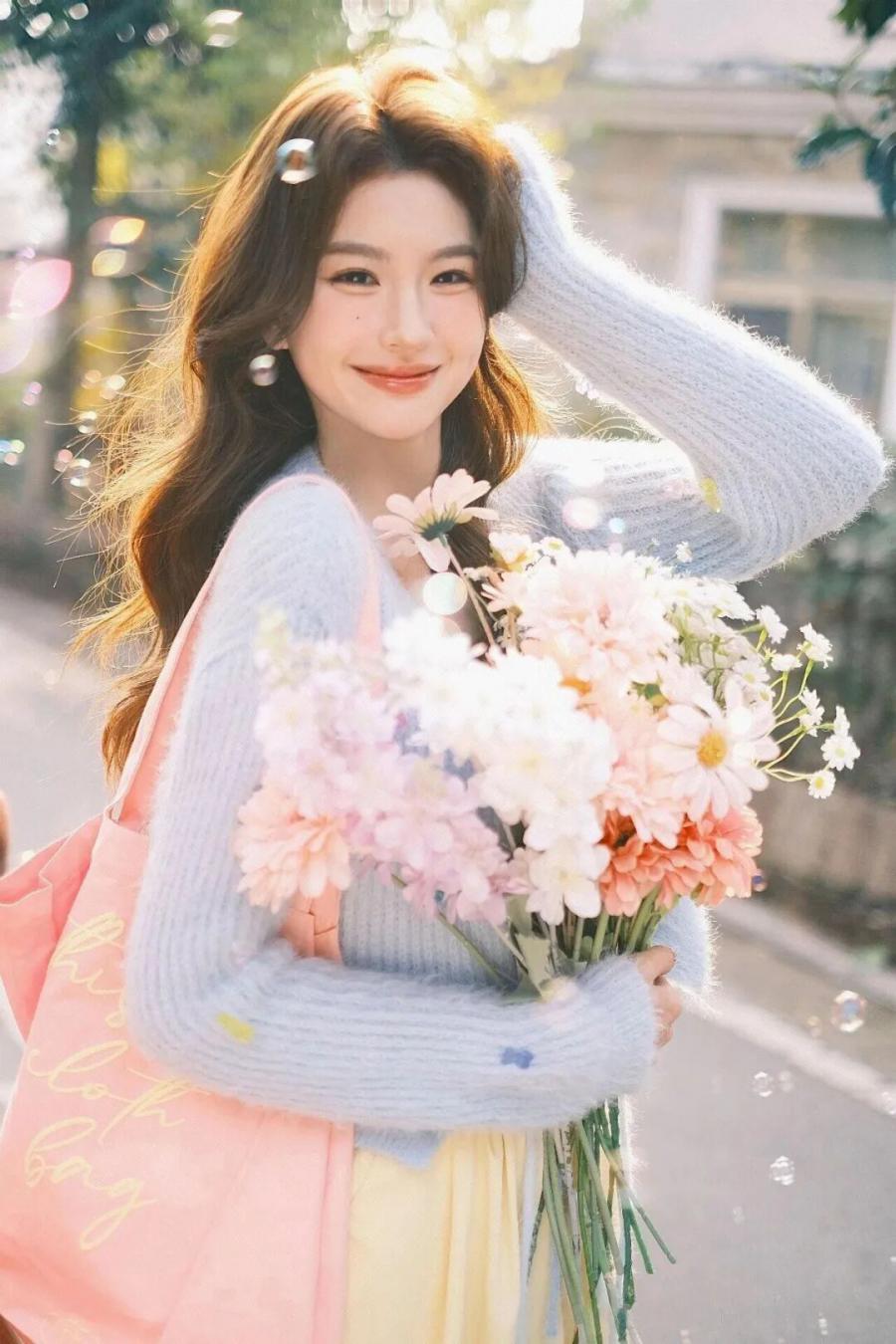 春日限定浪漫｜手捧花写真教程，每一张都像电影截图-第4张图片-风享汇