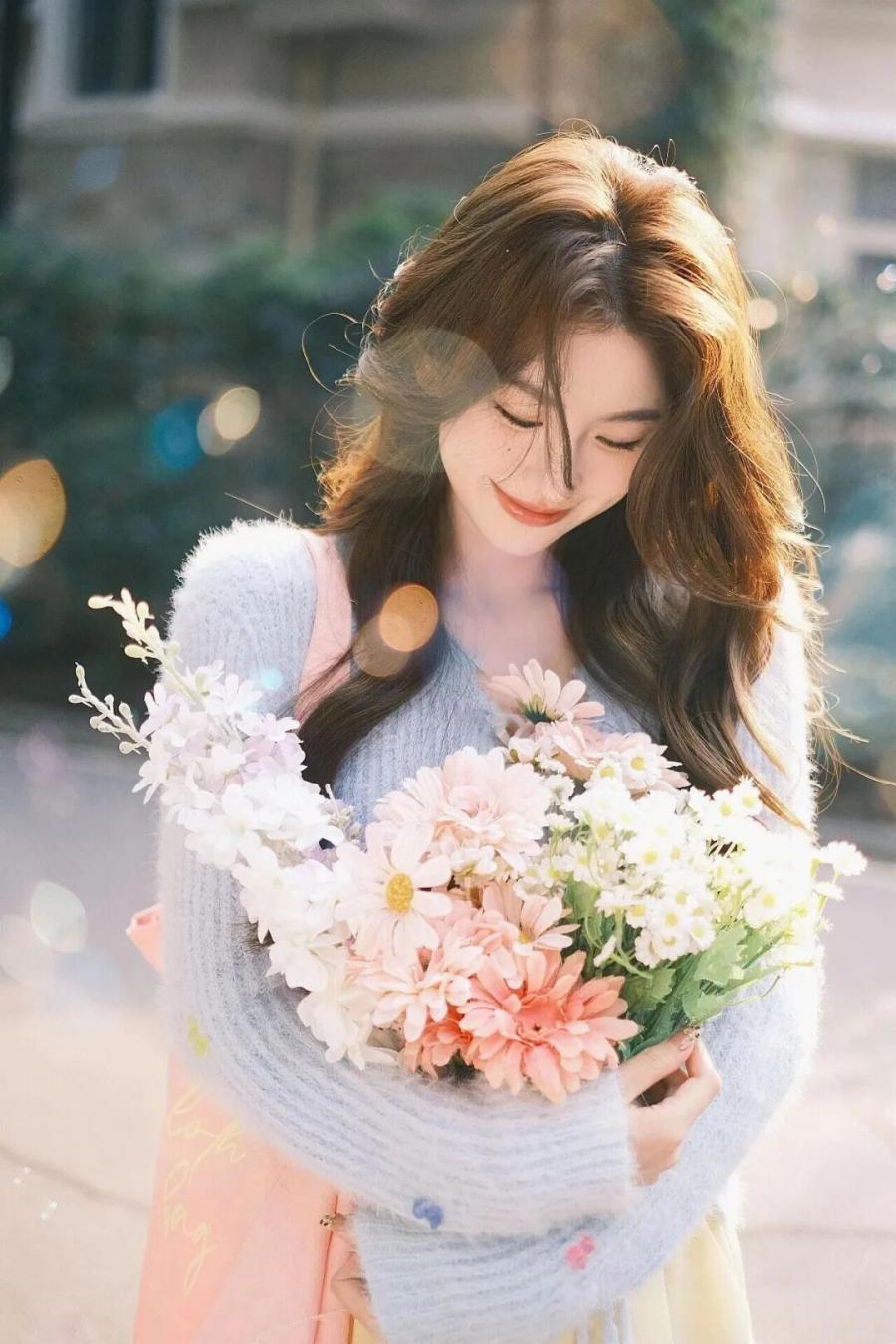 春日限定浪漫｜手捧花写真教程，每一张都像电影截图-第7张图片-风享汇