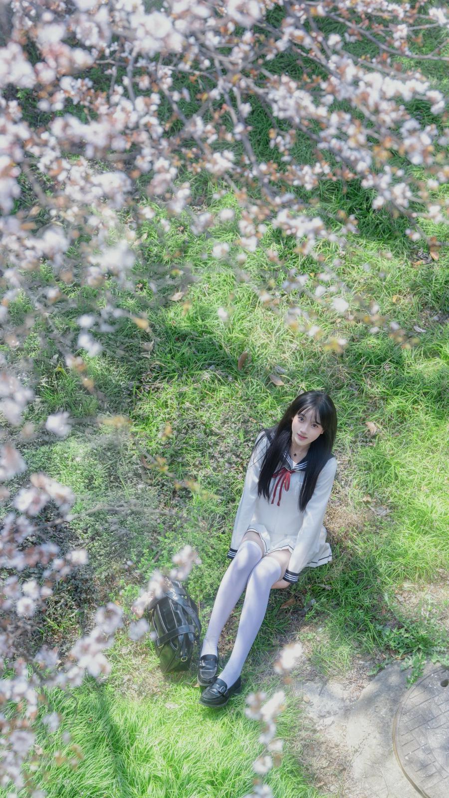 樱花季拍JK|新手也能拍的甜妹姿势,满满的少女感-第7张图片-风享汇 樱花季拍JK|新手也能拍的甜妹姿势,满满的少女感-第7张图片-风享汇