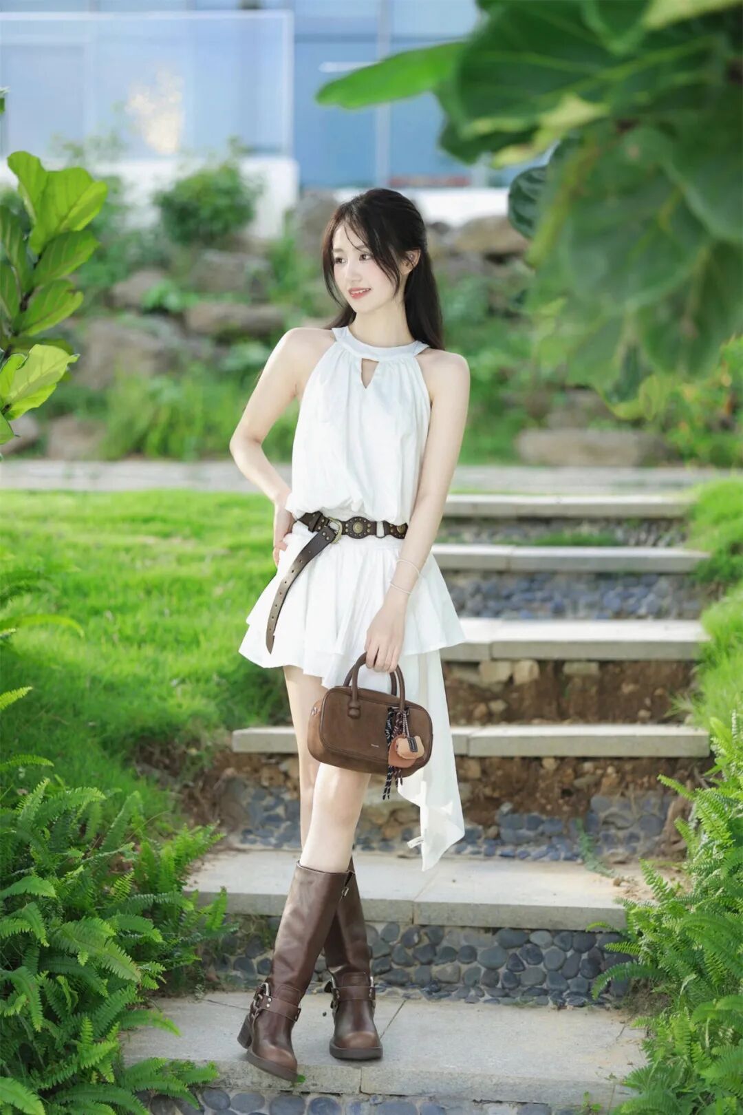 公园拍照别再只会比耶！教你拍出清透少女感-第6张图片-风享汇