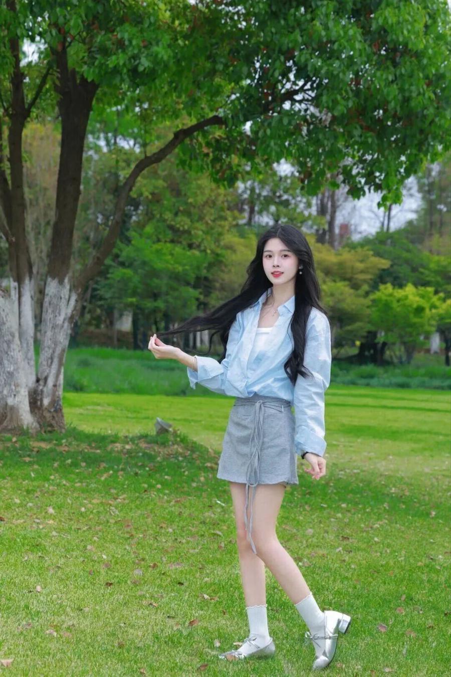 春日草地人像｜零废片姿势 + 技巧全分享-第2张图片-风享汇