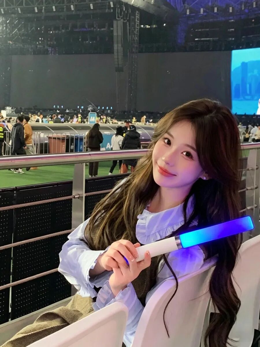 女生必看演唱会拍照教程，姿势百搭不出错-第6张图片-风享汇