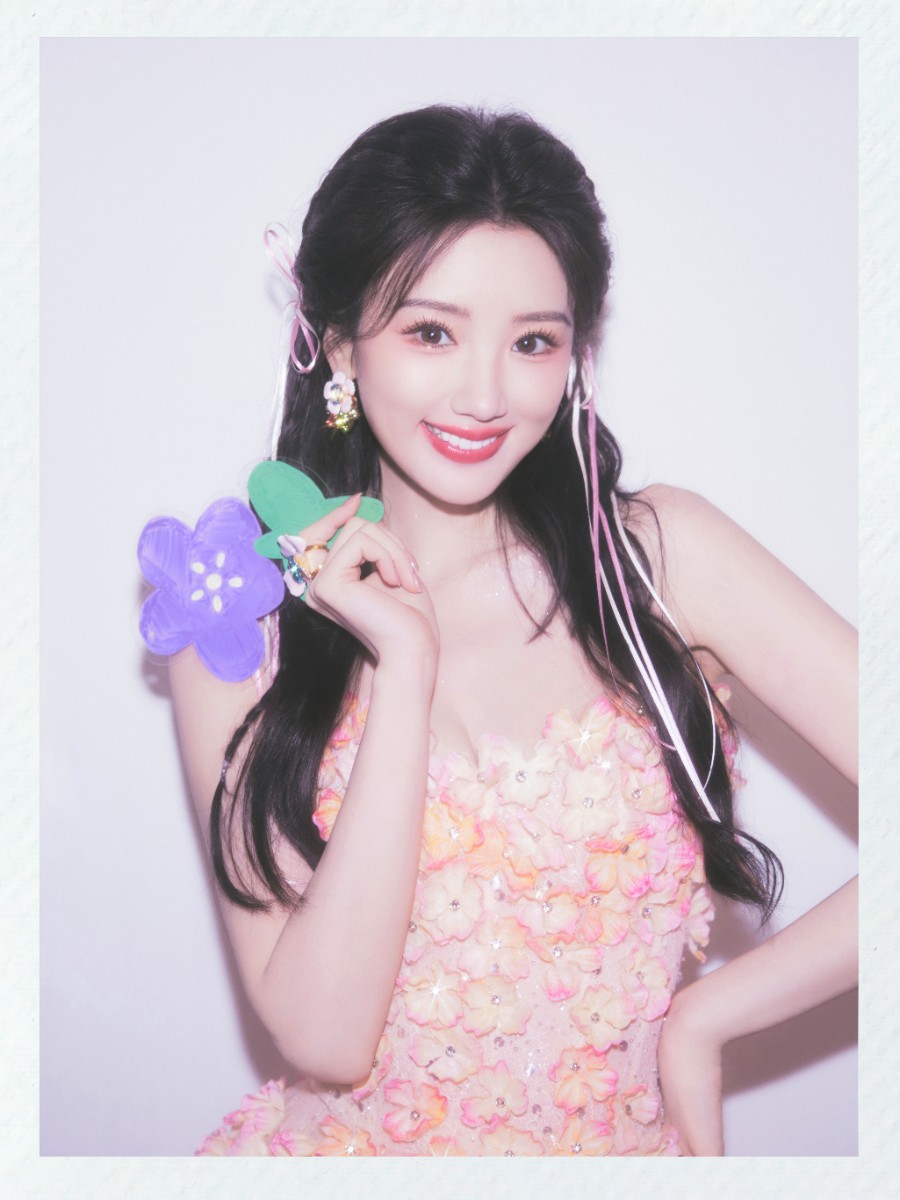 毛晓彤，她怎么一直都这么甜美可爱😊 ​​​-第2张图片-风享汇