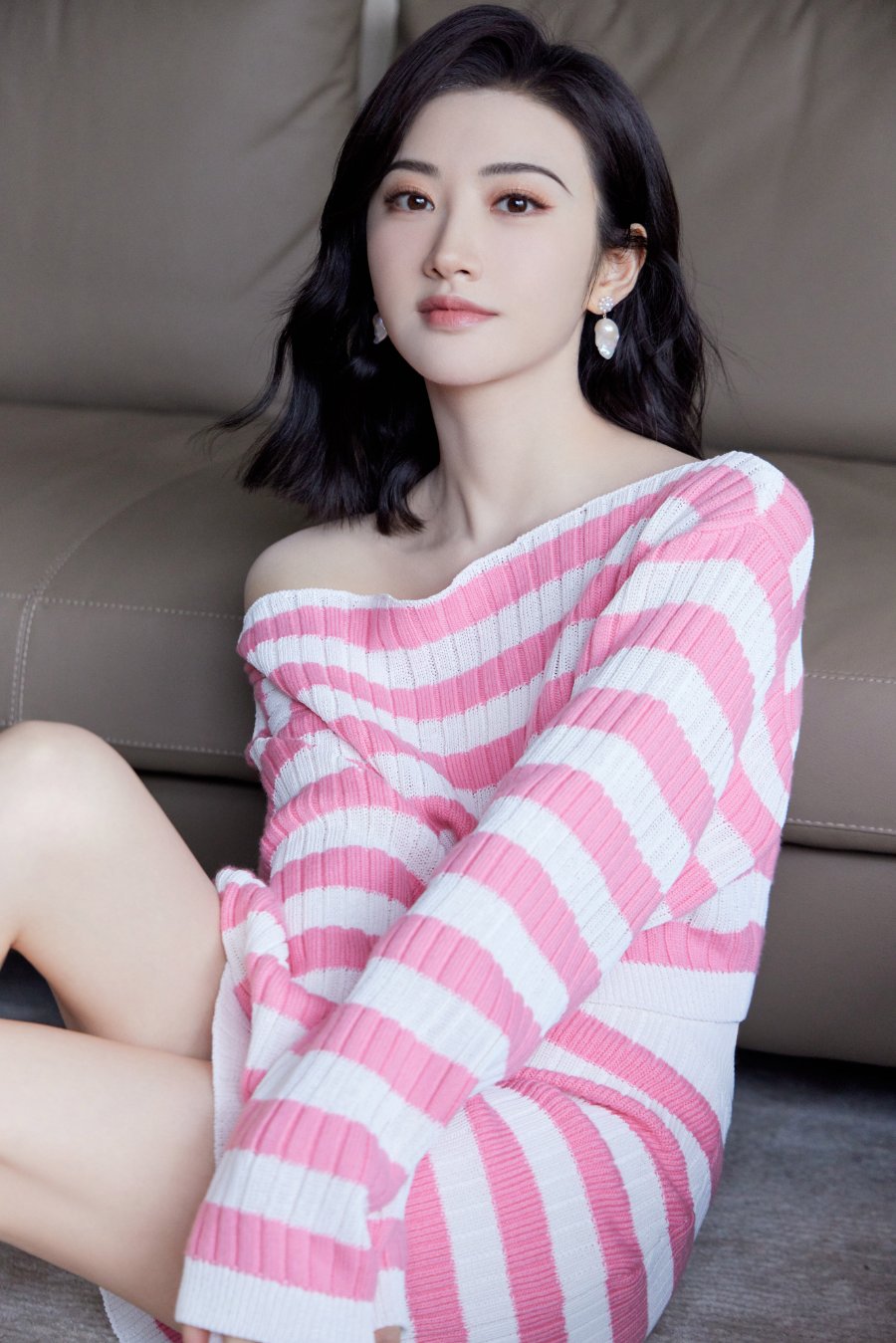 景甜粉嫩少女穿搭，又白又嫩，美的不是一点点啊-第6张图片-风享汇